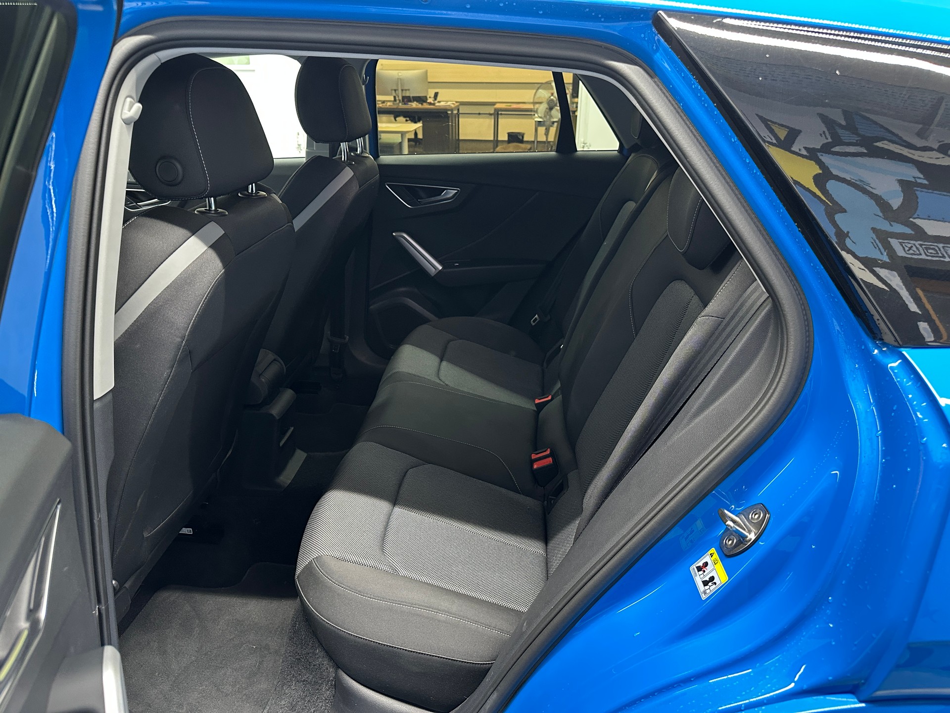 AUDI Q2 35 TFSI S line S-tronic-image-8