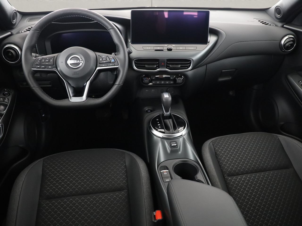 NISSAN Juke 1.0 DIG-T N-Connecta-image-4