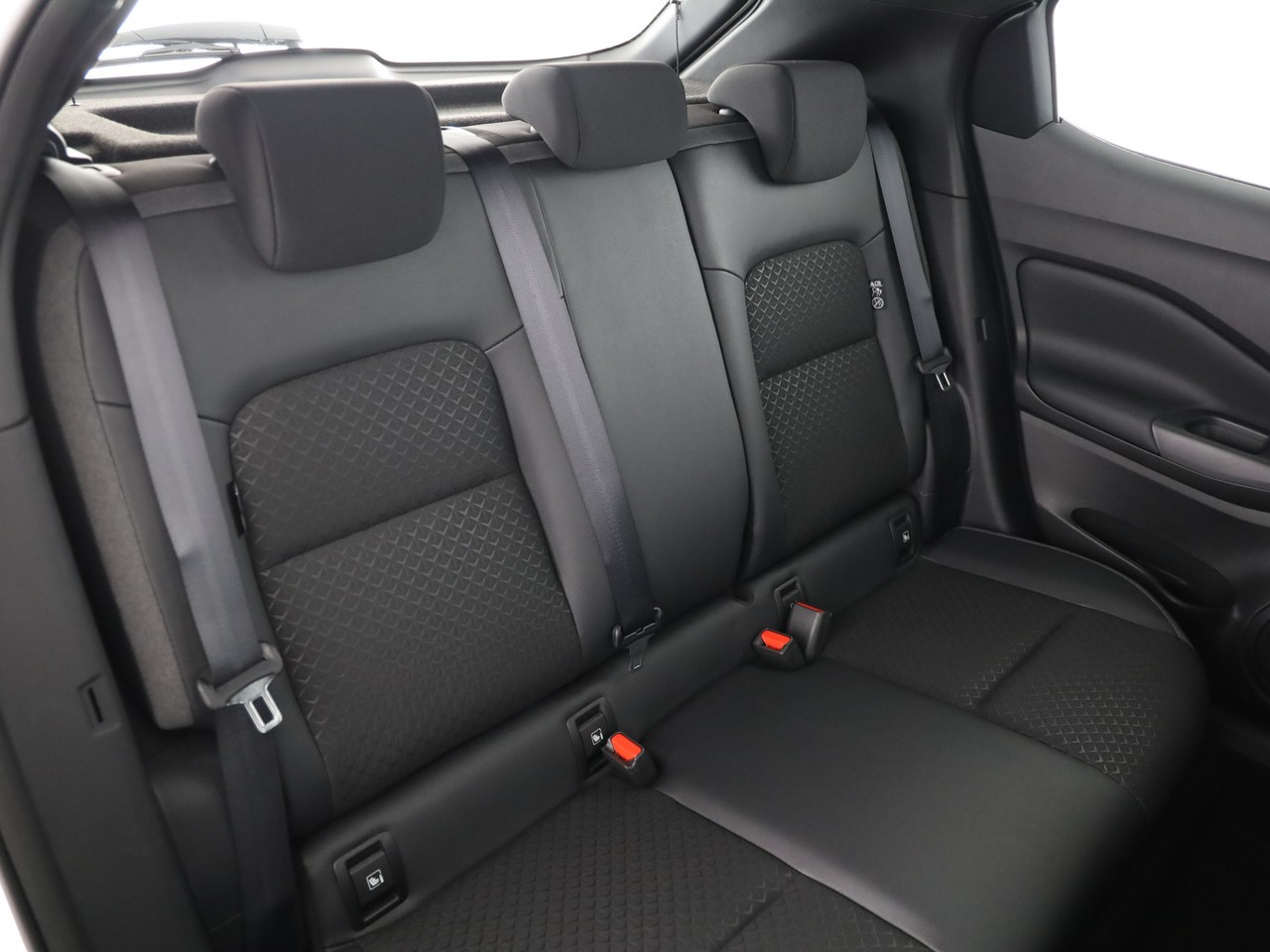 NISSAN Juke 1.0 DIG-T N-Connecta-image-7