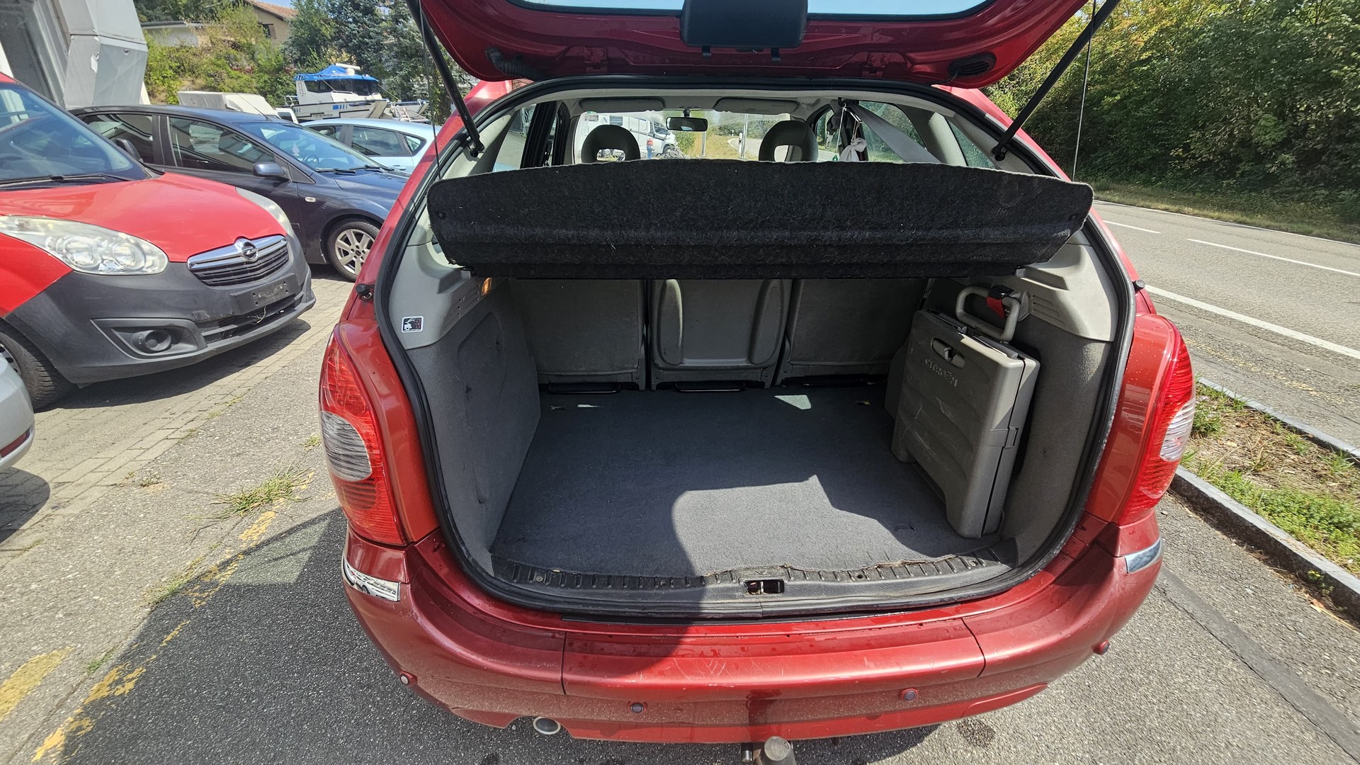 CITROEN Xsara Picasso 2.0i 16V Exclusive Automatic-image-7