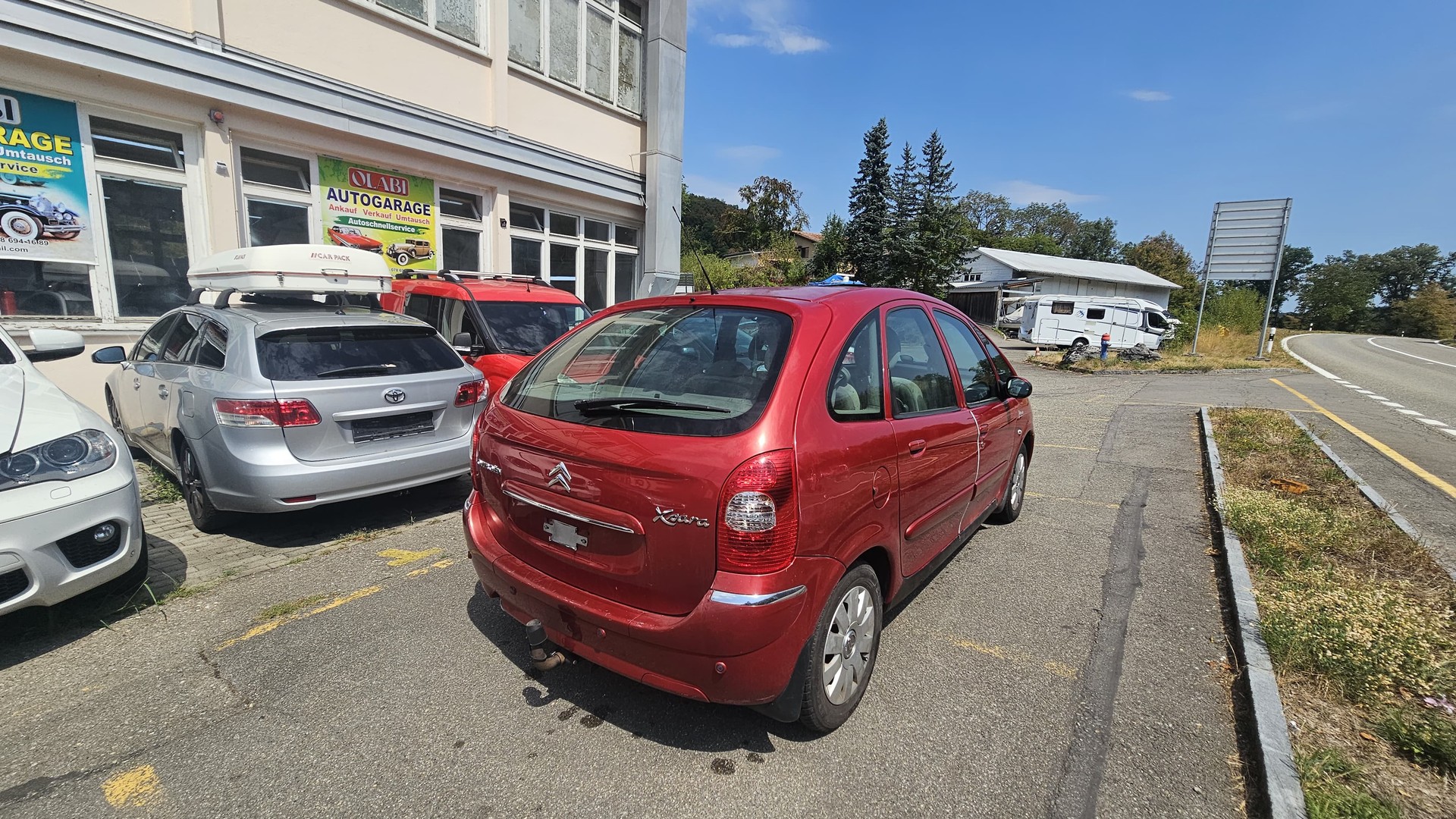 CITROEN Xsara Picasso 2.0i 16V Exclusive Automatic-image-3