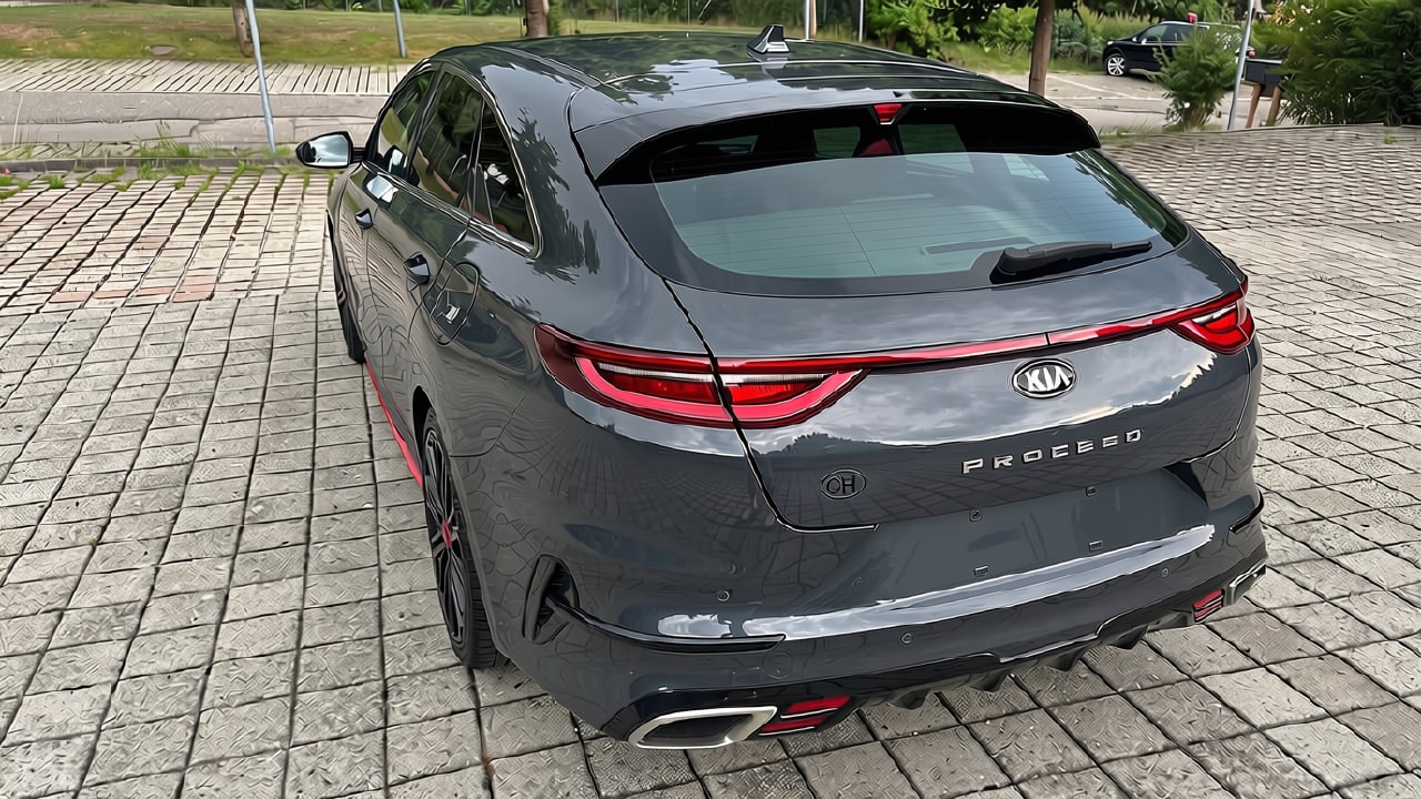 KIA 1.6 T-GDi GT-image-2