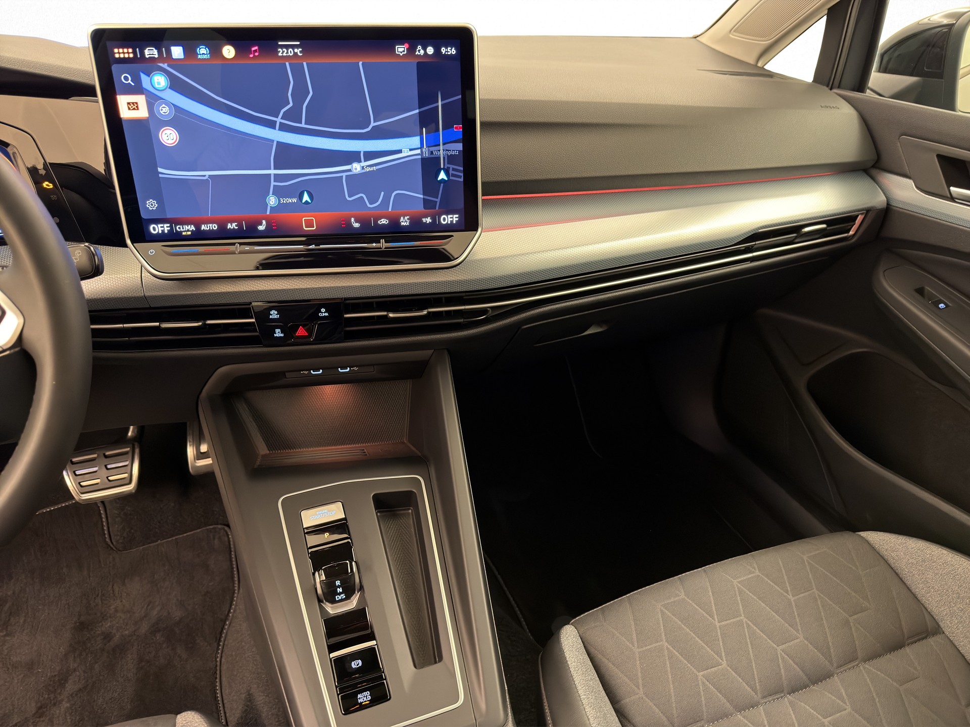 VW Golf 8 1.5 eTSI Goal DSG-image-8