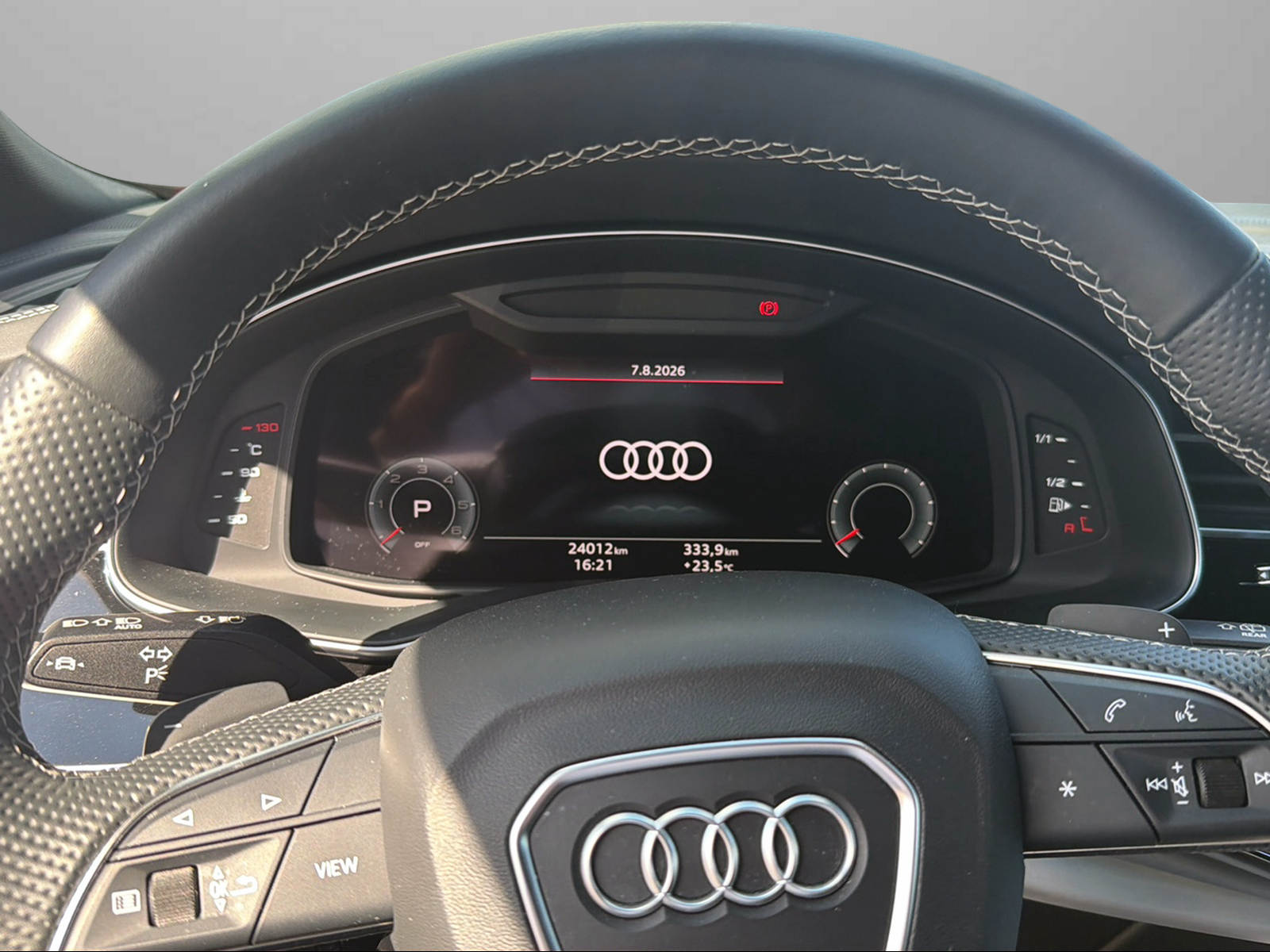AUDI Q8 SUV 50 TDI quattro tiptronic-image-13