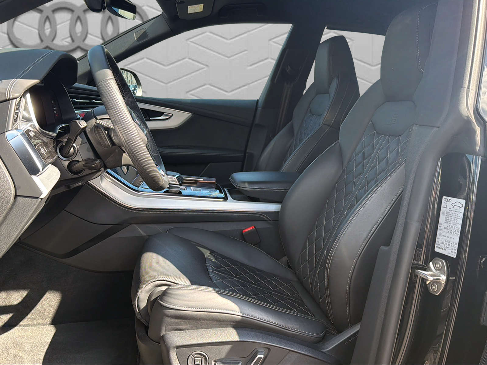 AUDI Q8 SUV 50 TDI quattro tiptronic-image-10