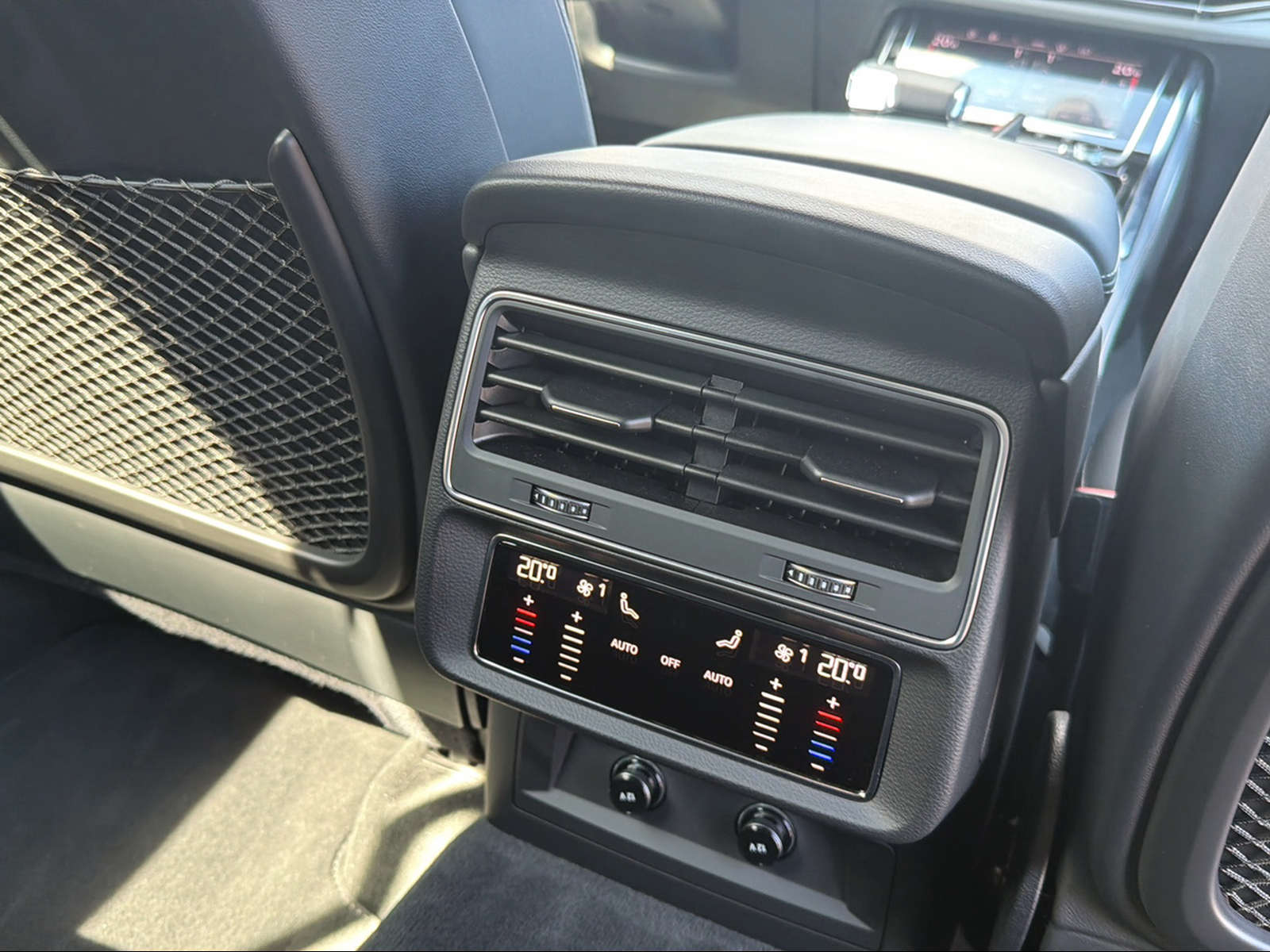 AUDI Q8 SUV 50 TDI quattro tiptronic-image-16