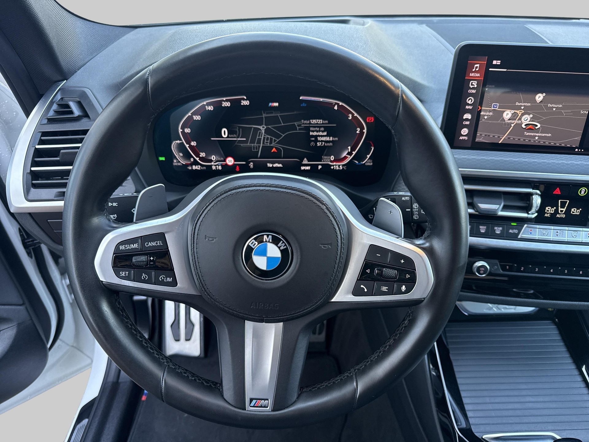 BMW X3 xDrive 20d M Sport-image-13