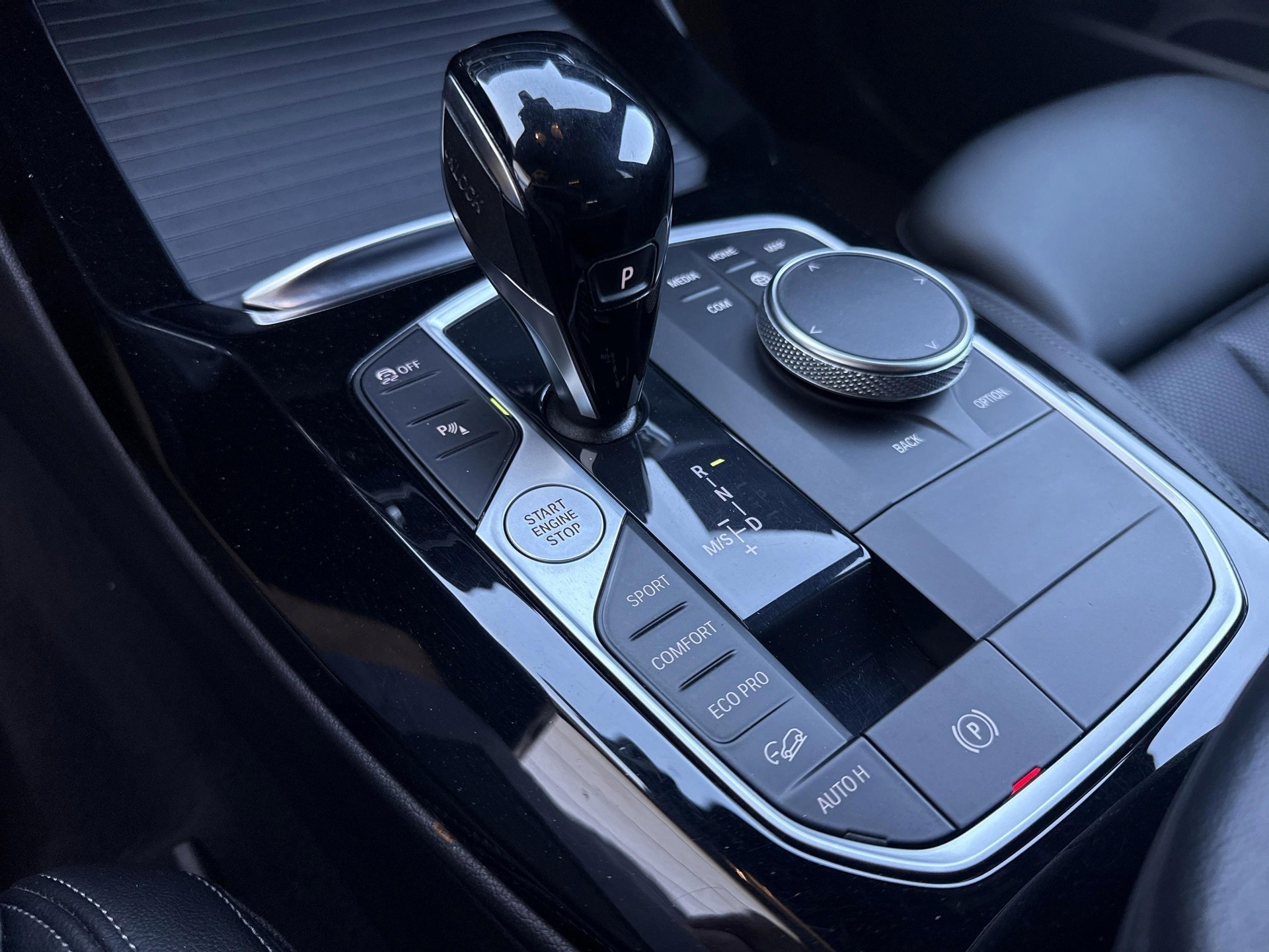 BMW X3 xDrive 20d M Sport-image-10