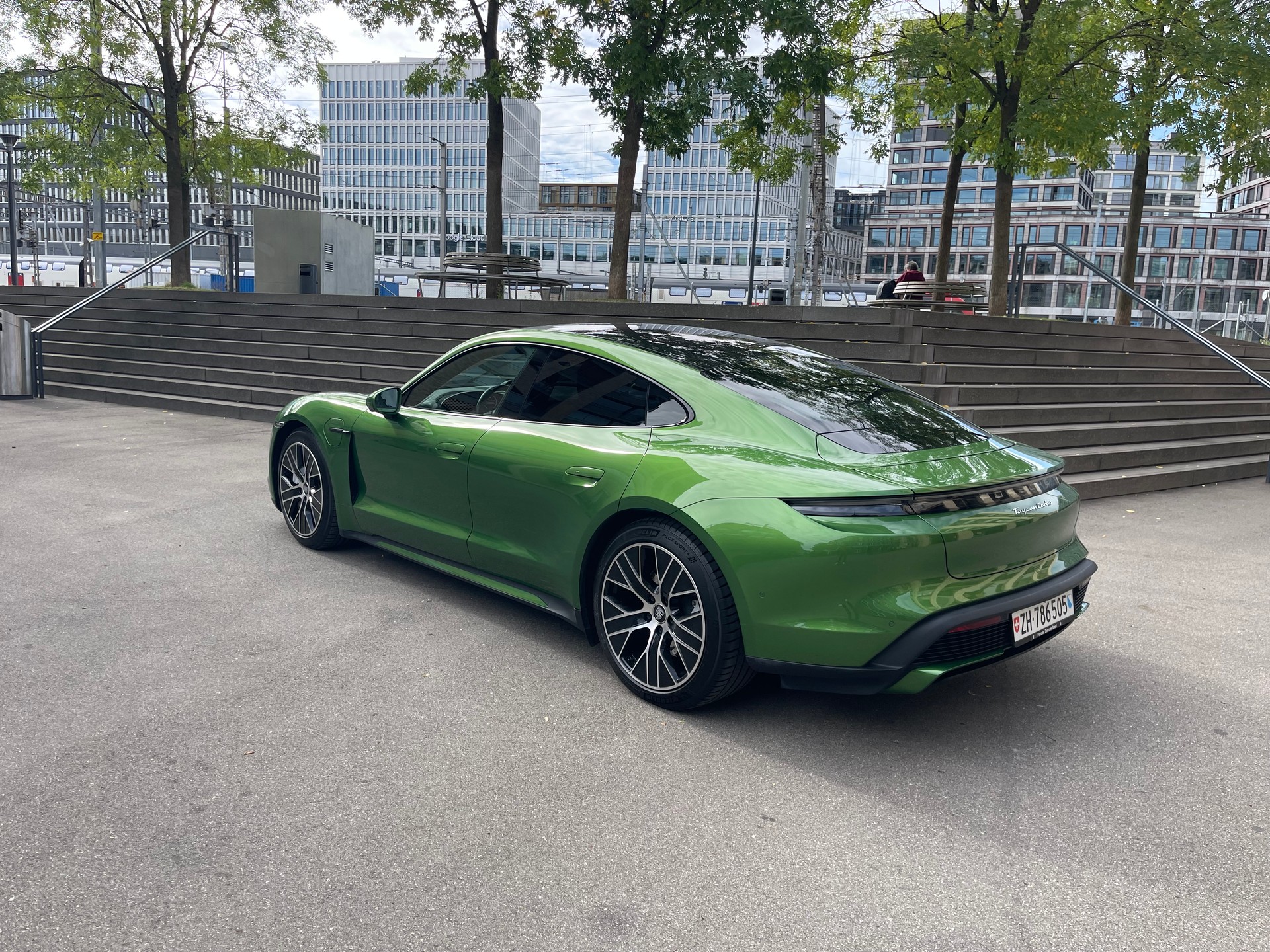 PORSCHE Turbo-image-6