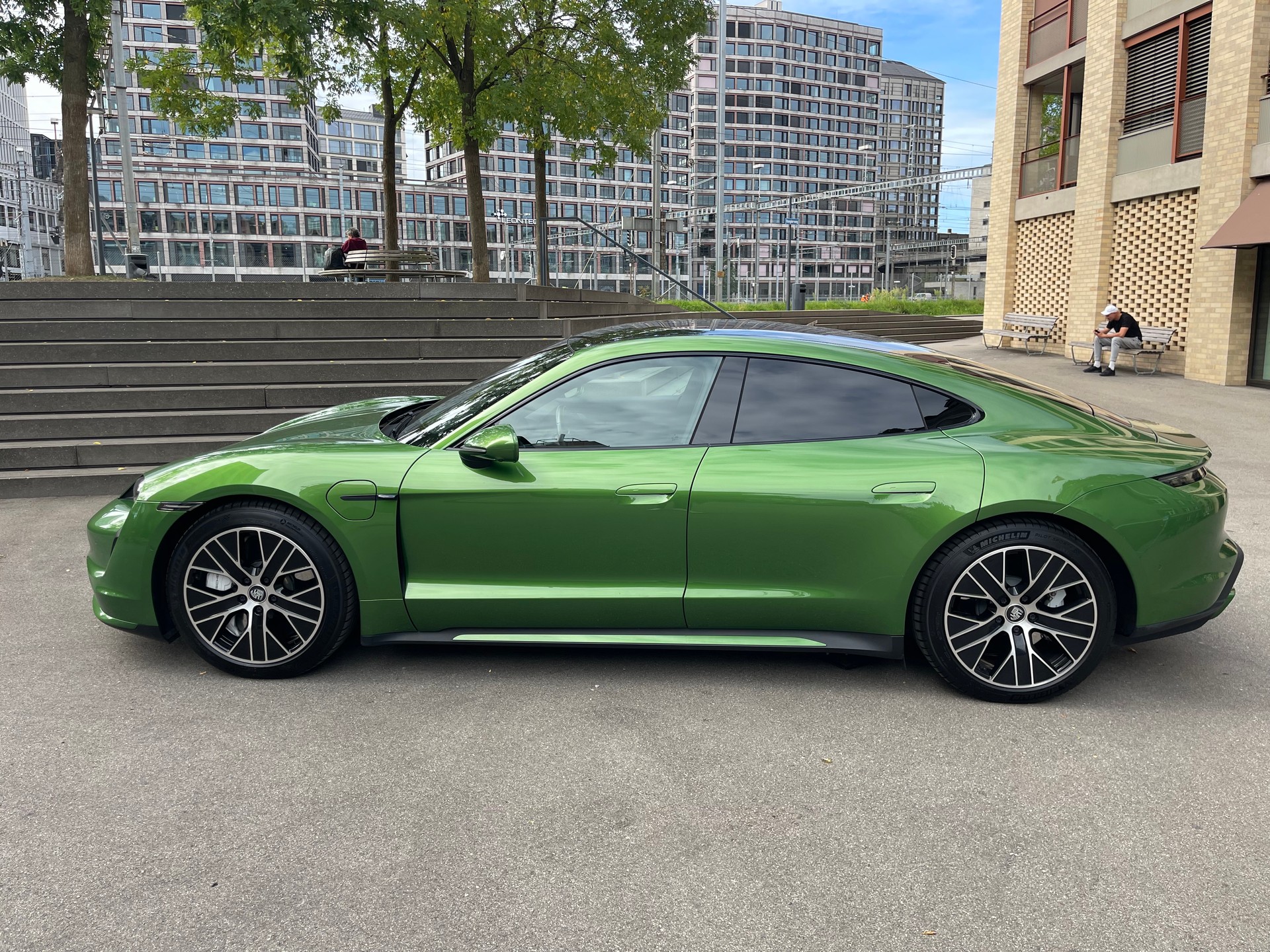 PORSCHE Turbo-image-9