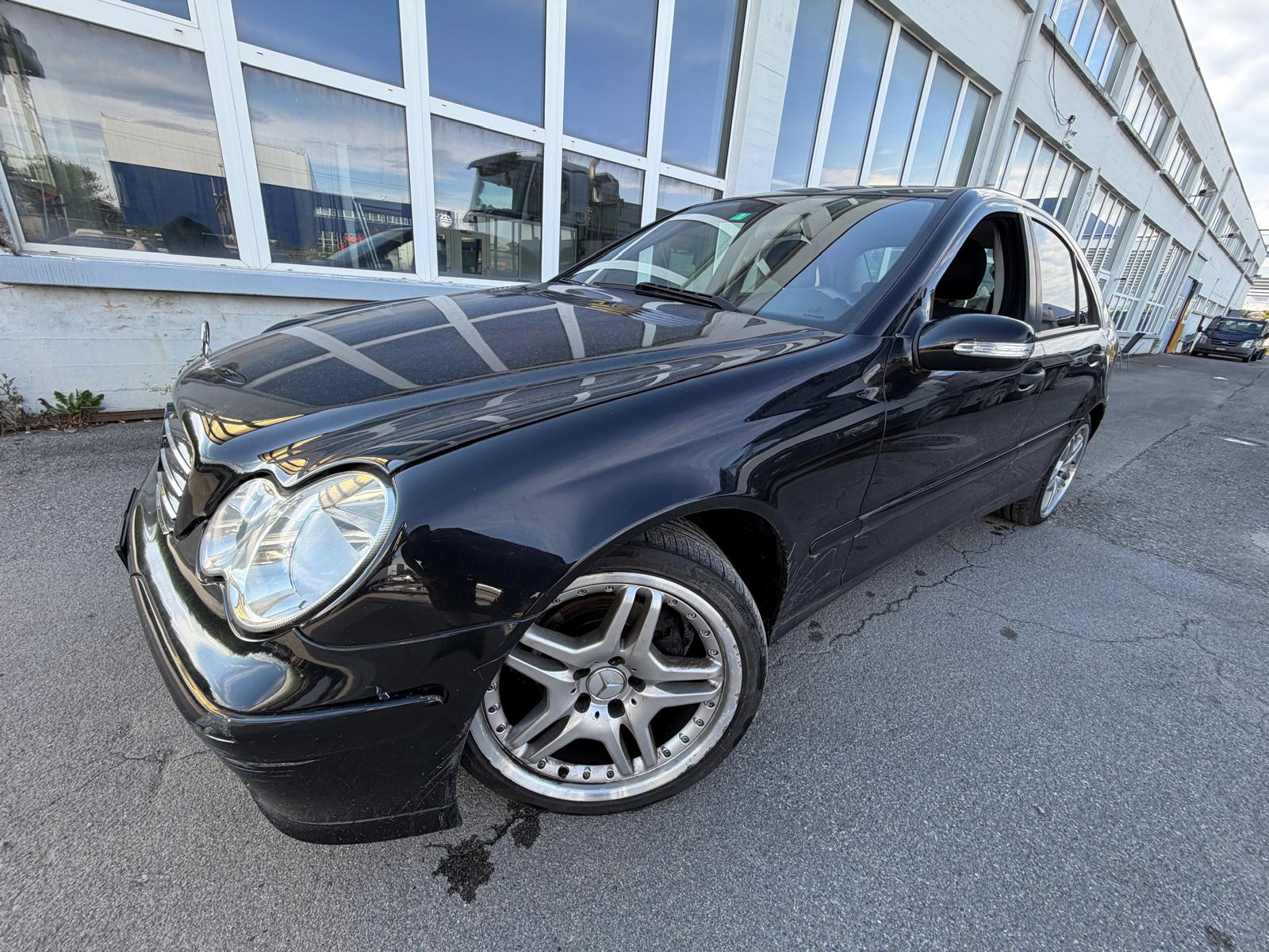 MERCEDES-BENZ C 220 CDI-image-0