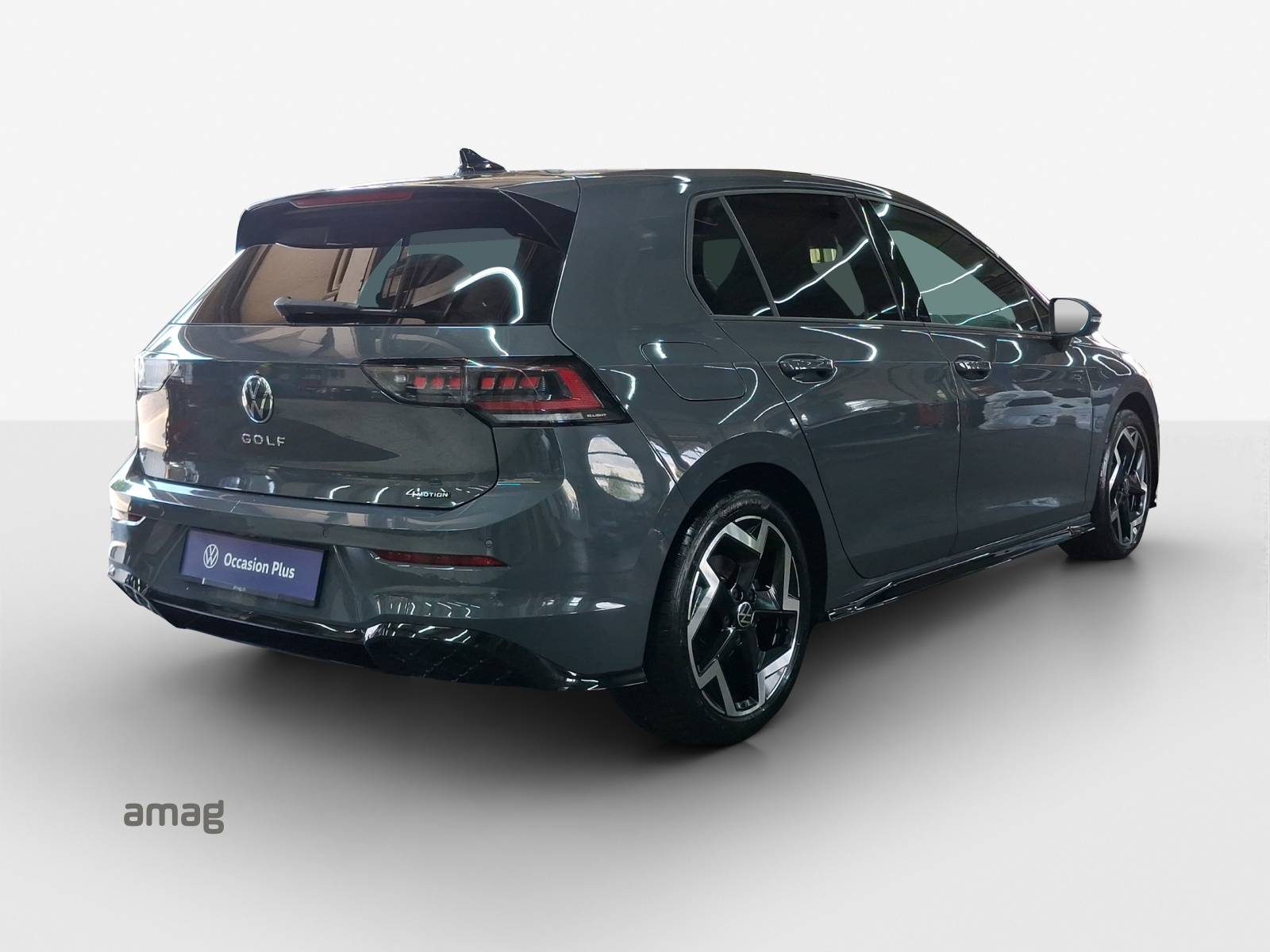 VW Golf 2.0 TSI R-Line DSG 4 Motion-image-4