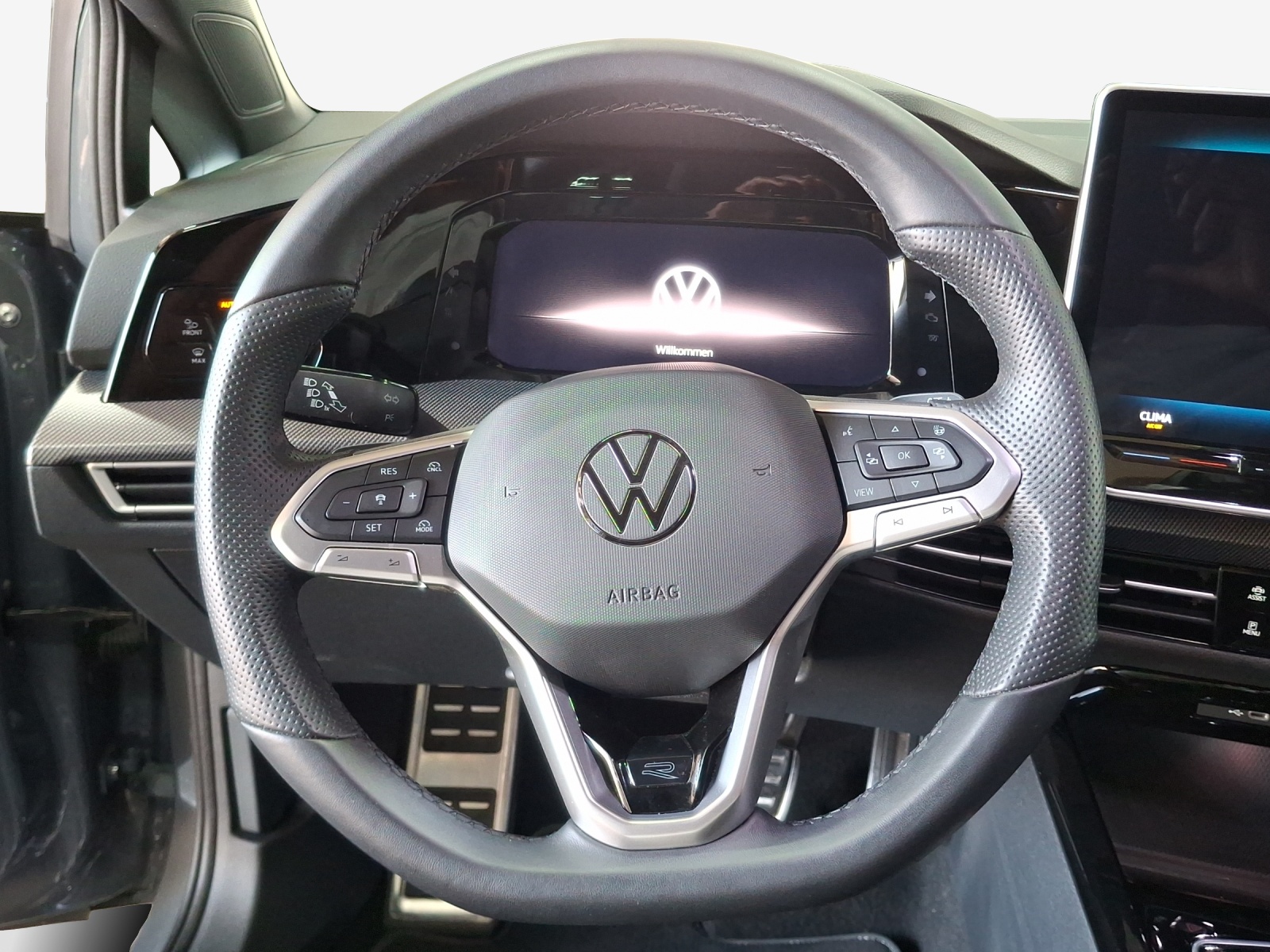 VW Golf 2.0 TSI R-Line DSG 4 Motion-image-9