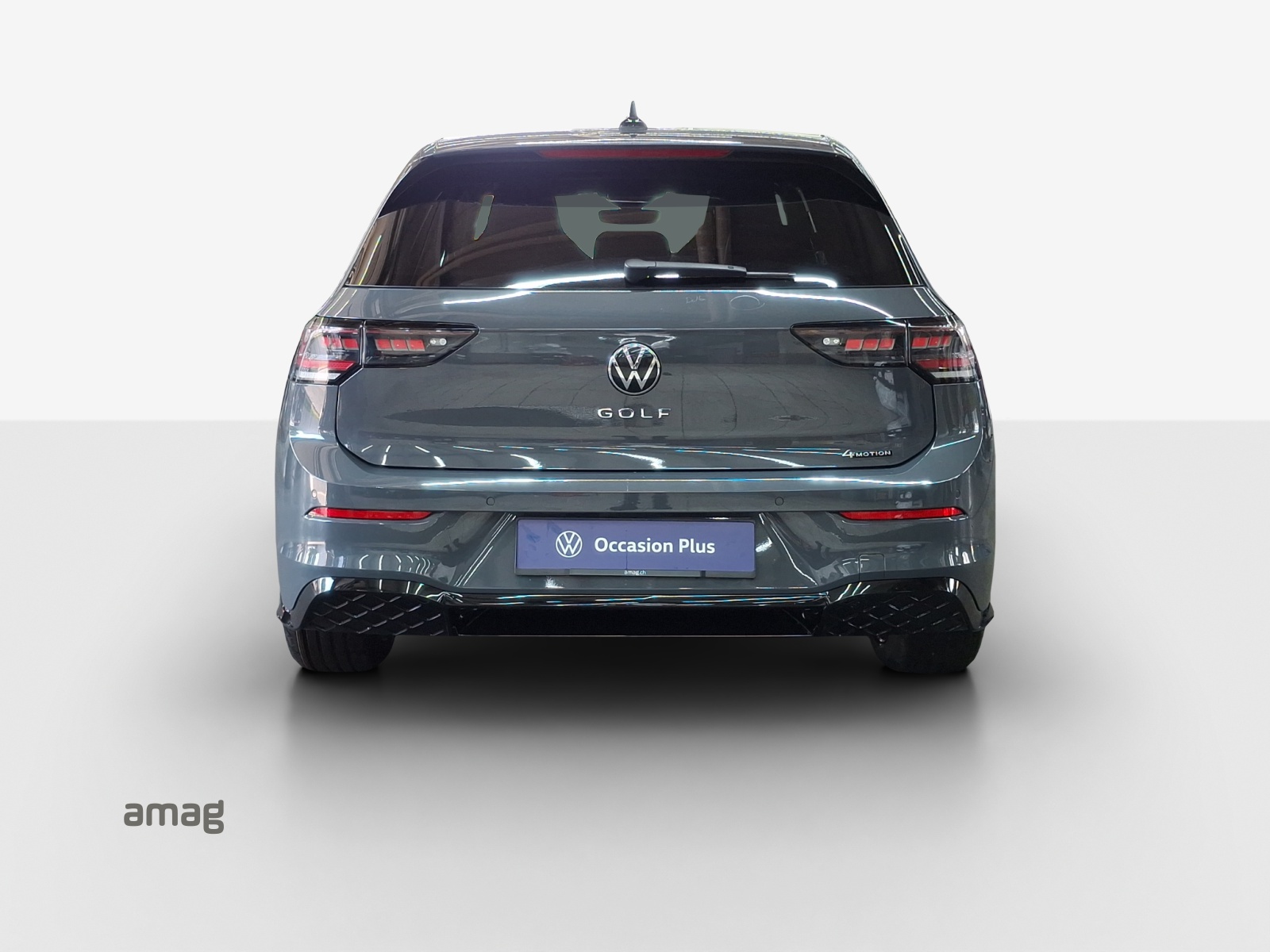 VW Golf 2.0 TSI R-Line DSG 4 Motion-image-3