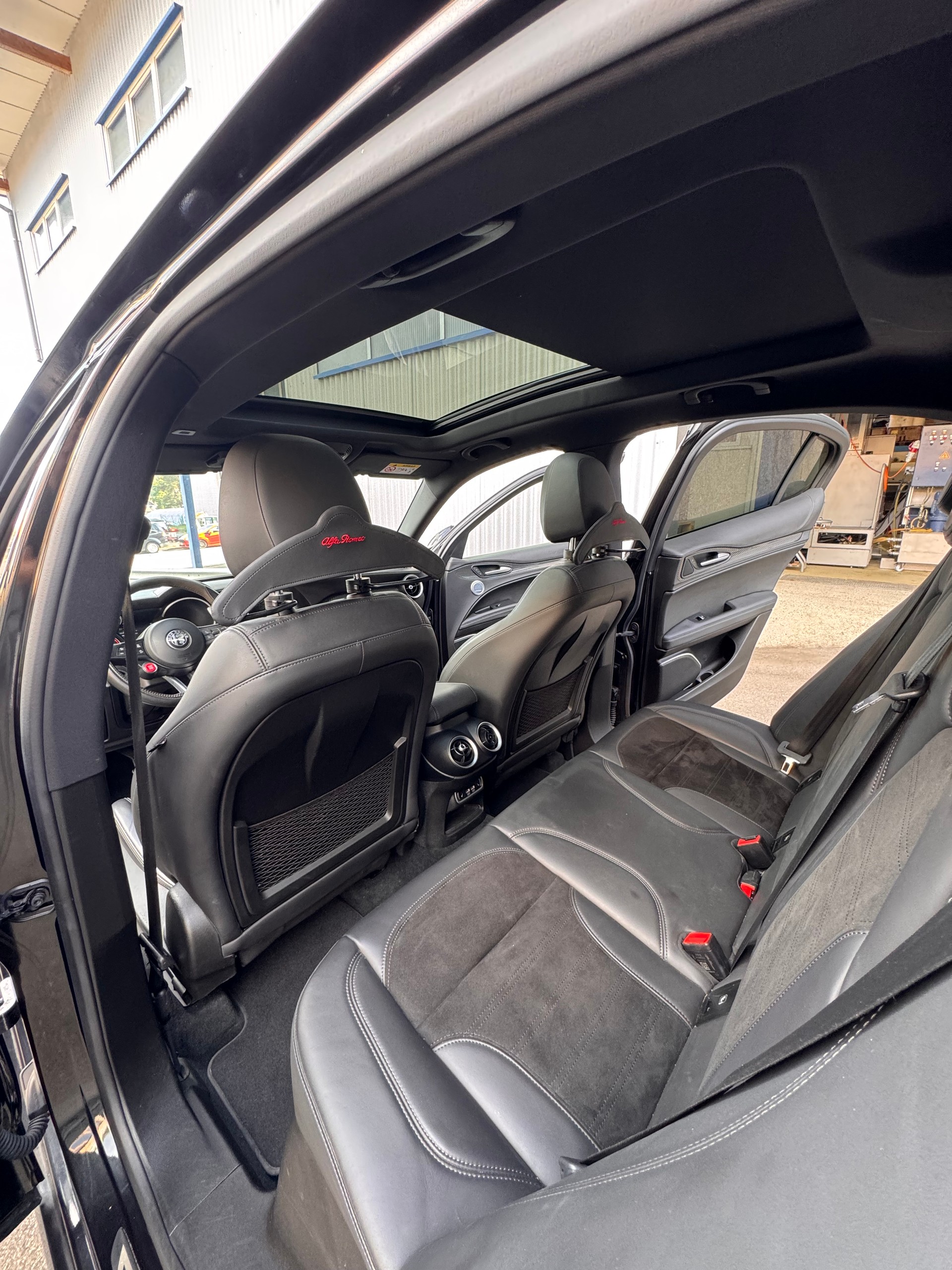 ALFA ROMEO Stelvio 2.9 V6 Quadrifoglio Q4 Automatic-image-8