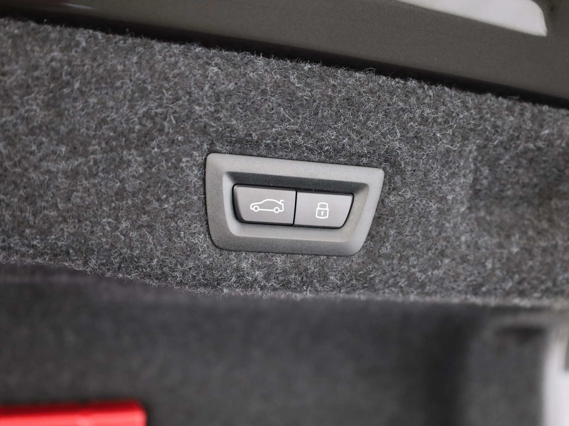 BMW M5 xDrive Limousine-image-9