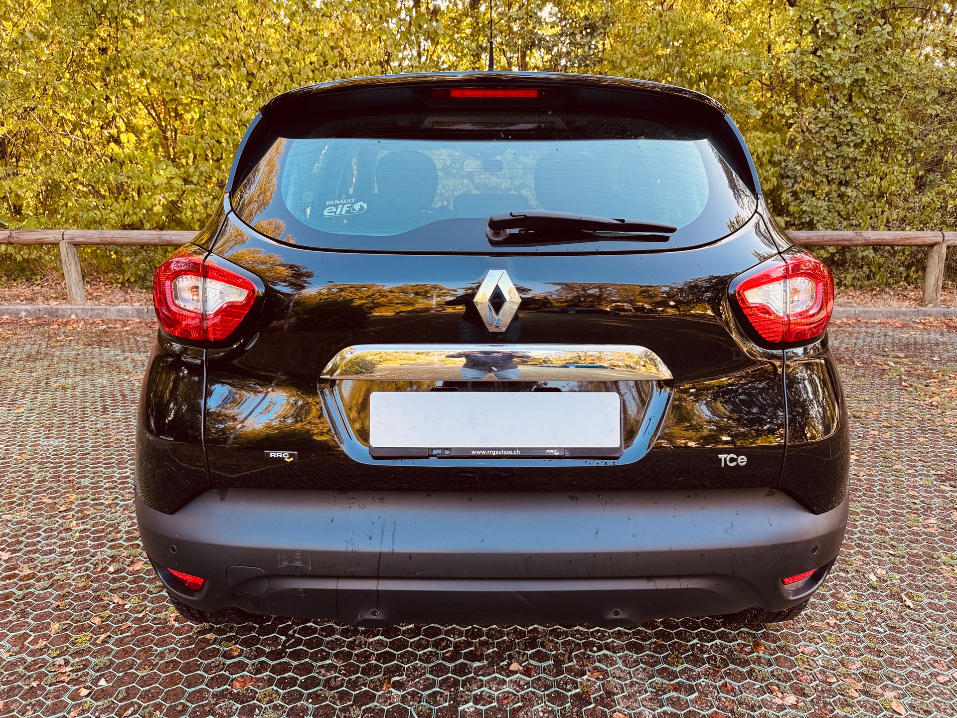 RENAULT Captur 1.2 T 16V Dynamique EDC-image-8