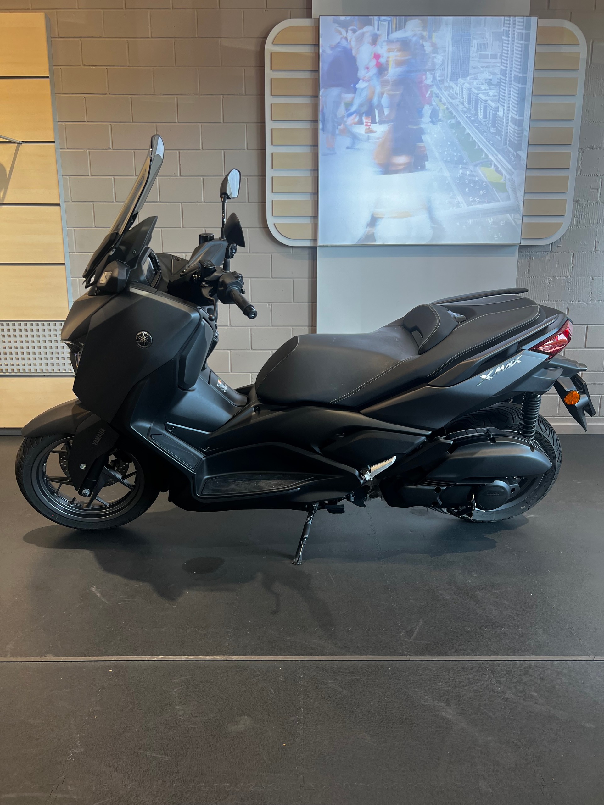 YAMAHA YAMAHA YP125RA-image-2