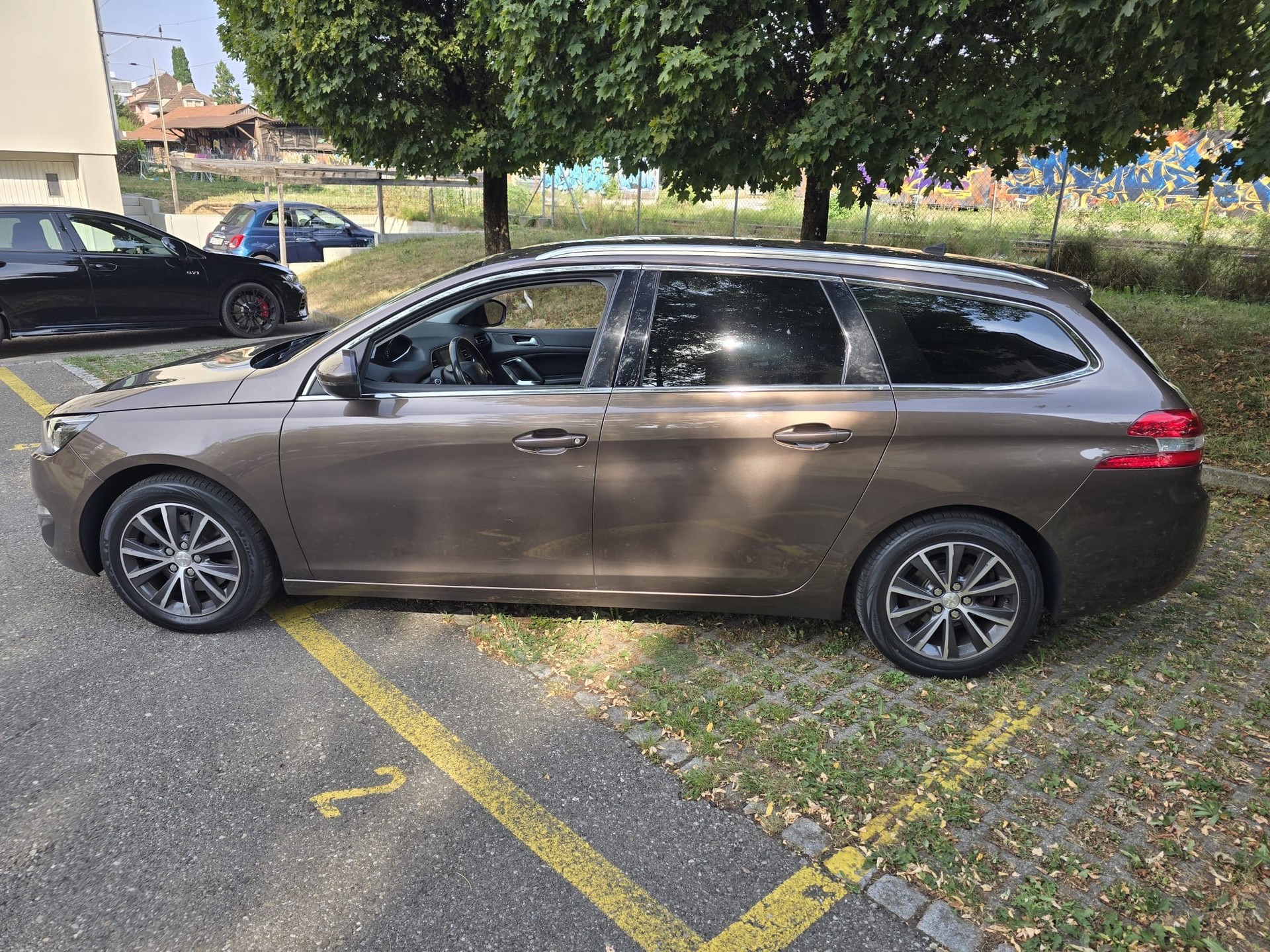 PEUGEOT 308-image-3