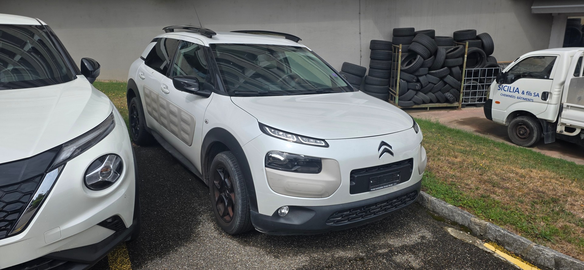 CITROEN C4 Cactus 1.2 e-VTi Feel ETG-image-1