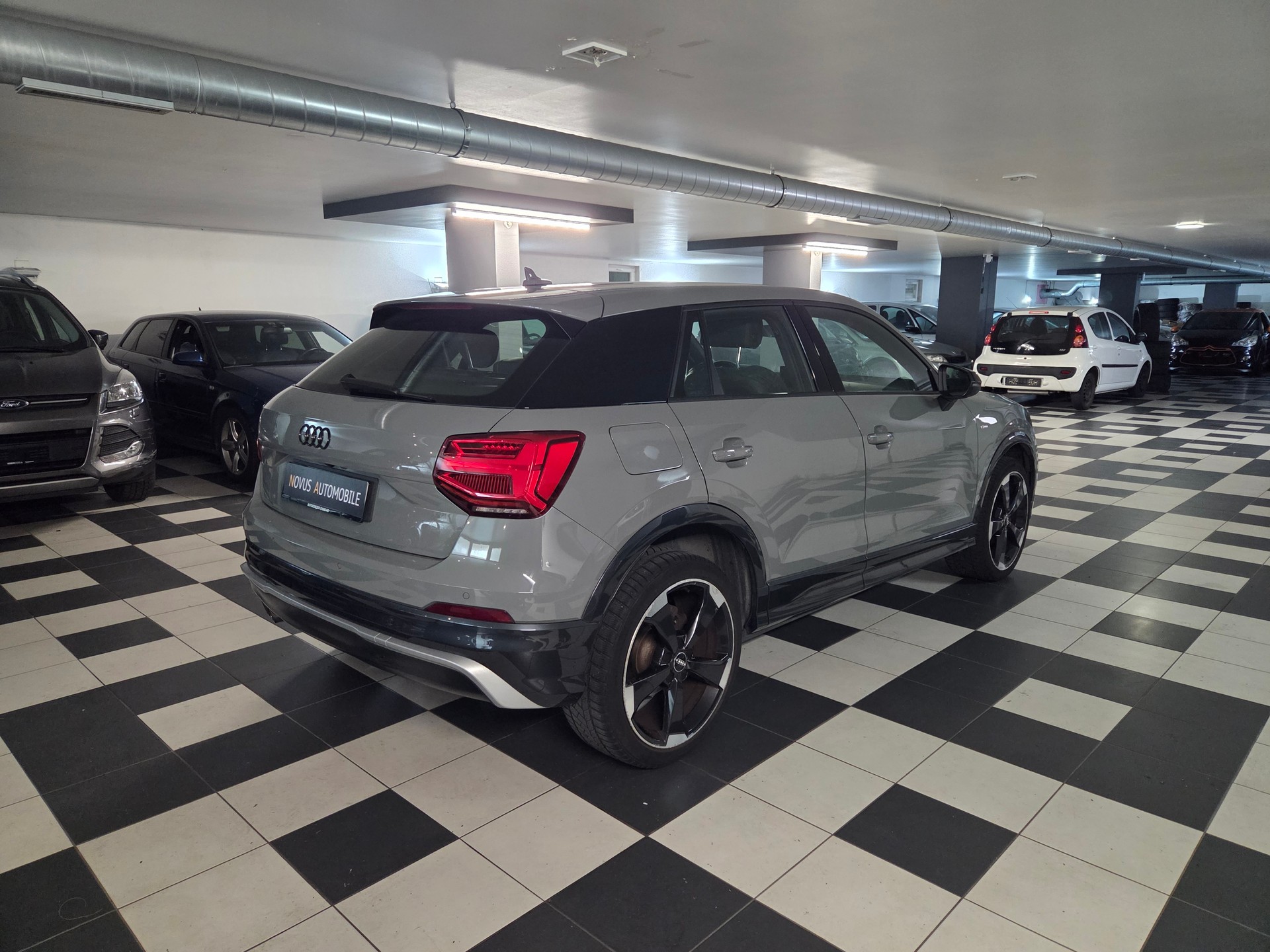 AUDI Q2 1.4 TFSI Edition # 1 S-tronic-image-4