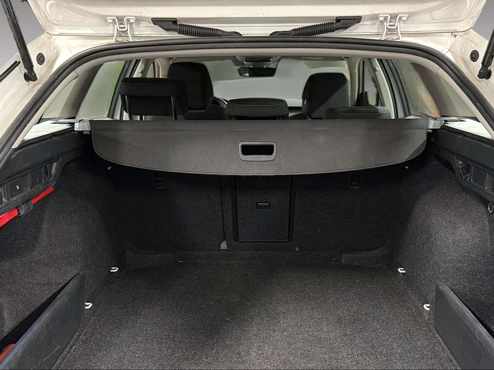 SKODA Octavia Combi 1.0 TSI Ambition DSG-image-5
