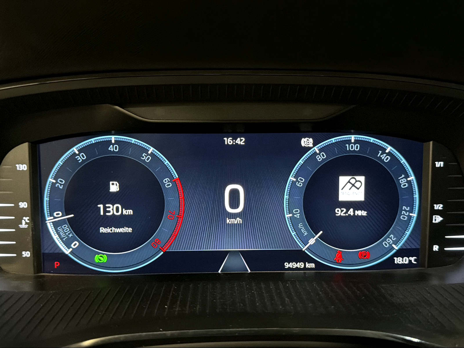 SKODA Octavia Combi 1.0 TSI Ambition DSG-image-9