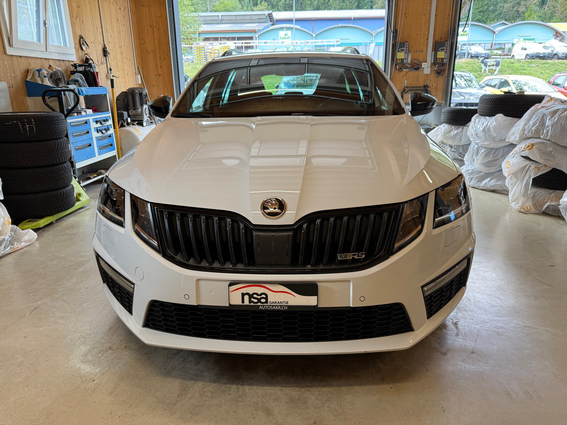 SKODA Octavia Combi 2.0 TDI RS 4x4 DSG-image-1