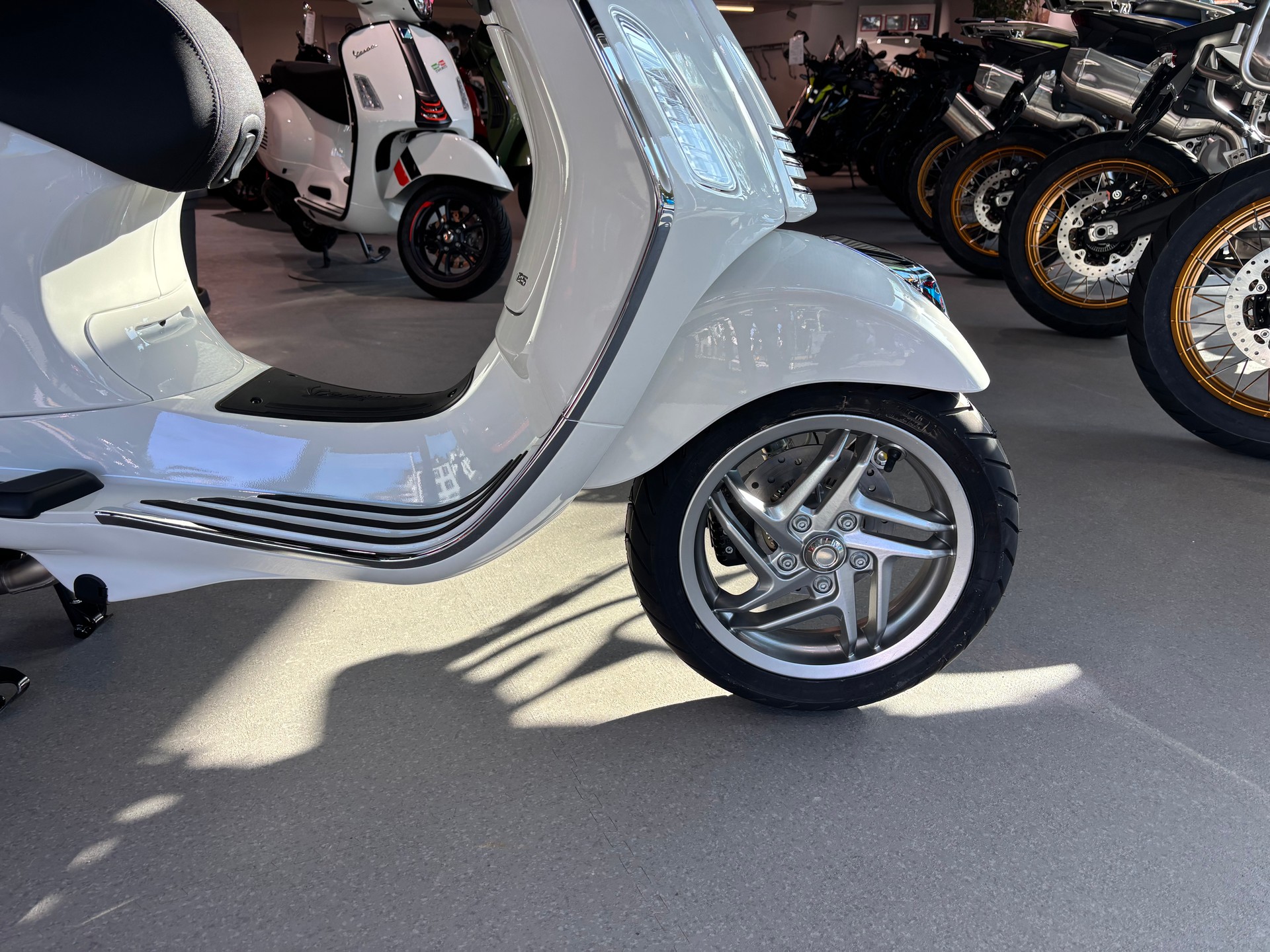 PIAGGIO Vespa Primavera 125 Euro 5+-image-4
