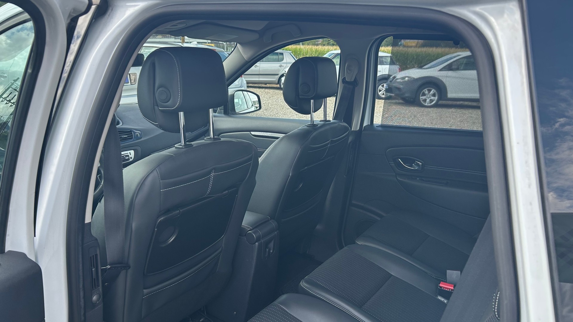 RENAULT Grand Scénic 1.5 dCi Dynamique EDC-image-28