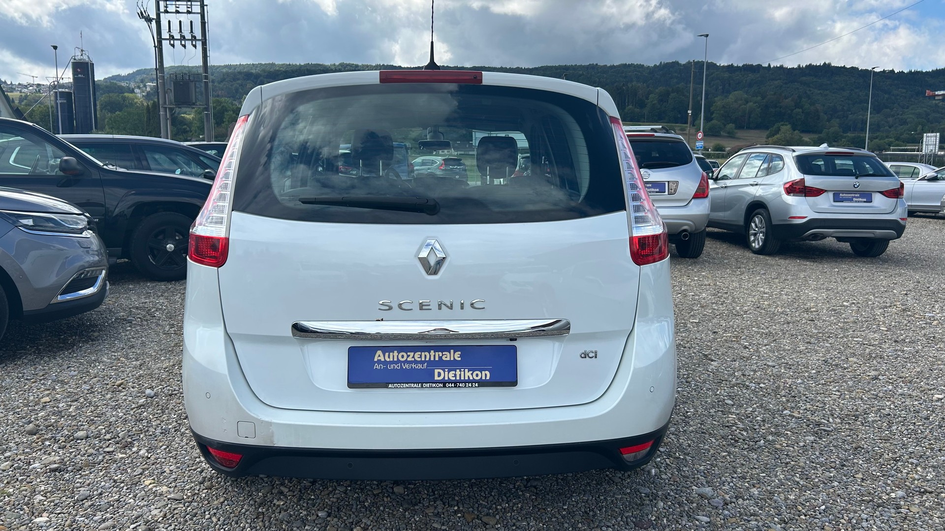 RENAULT Grand Scénic 1.5 dCi Dynamique EDC-image-17