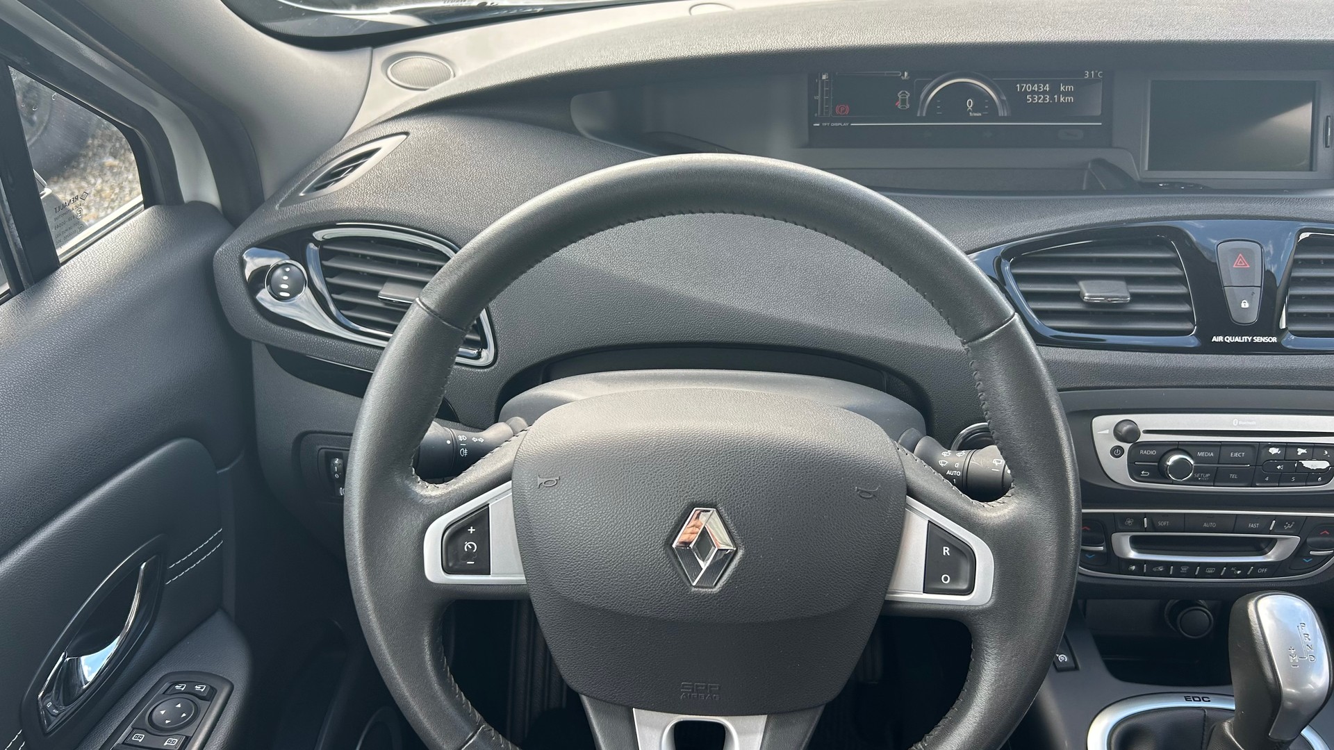 RENAULT Grand Scénic 1.5 dCi Dynamique EDC-image-4