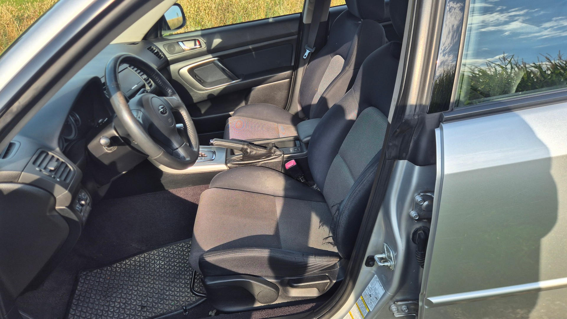 SUBARU Legacy 2.5i AWD Limited Automatic-image-4