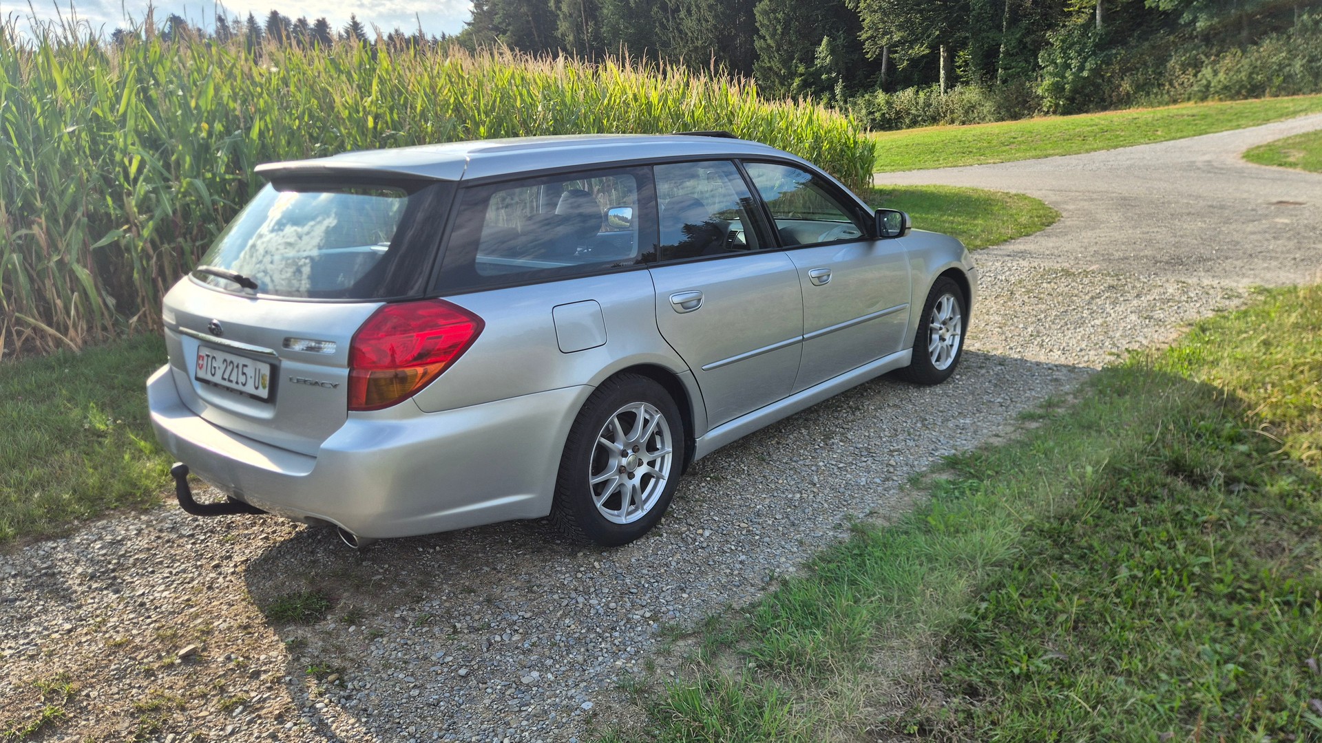 SUBARU Legacy 2.5i AWD Limited Automatic-image-2
