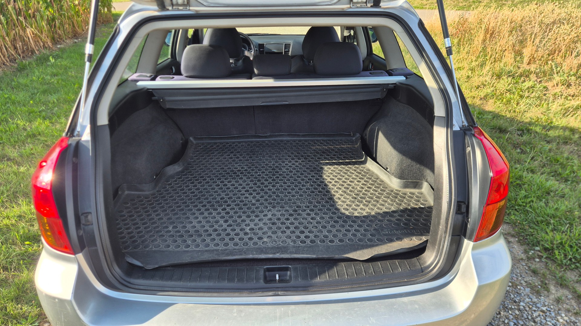 SUBARU Legacy 2.5i AWD Limited Automatic-image-7