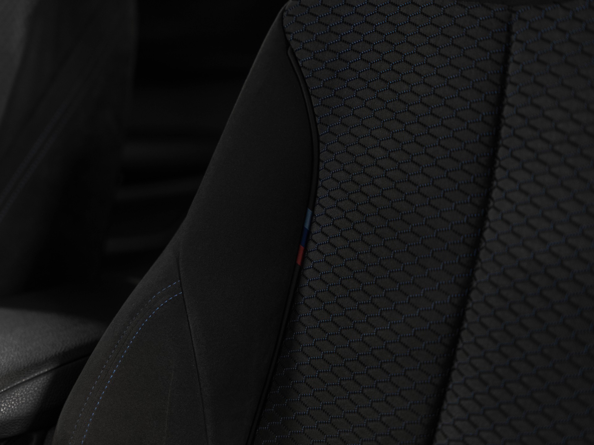 BMW M135i xDrive Steptronic-image-26