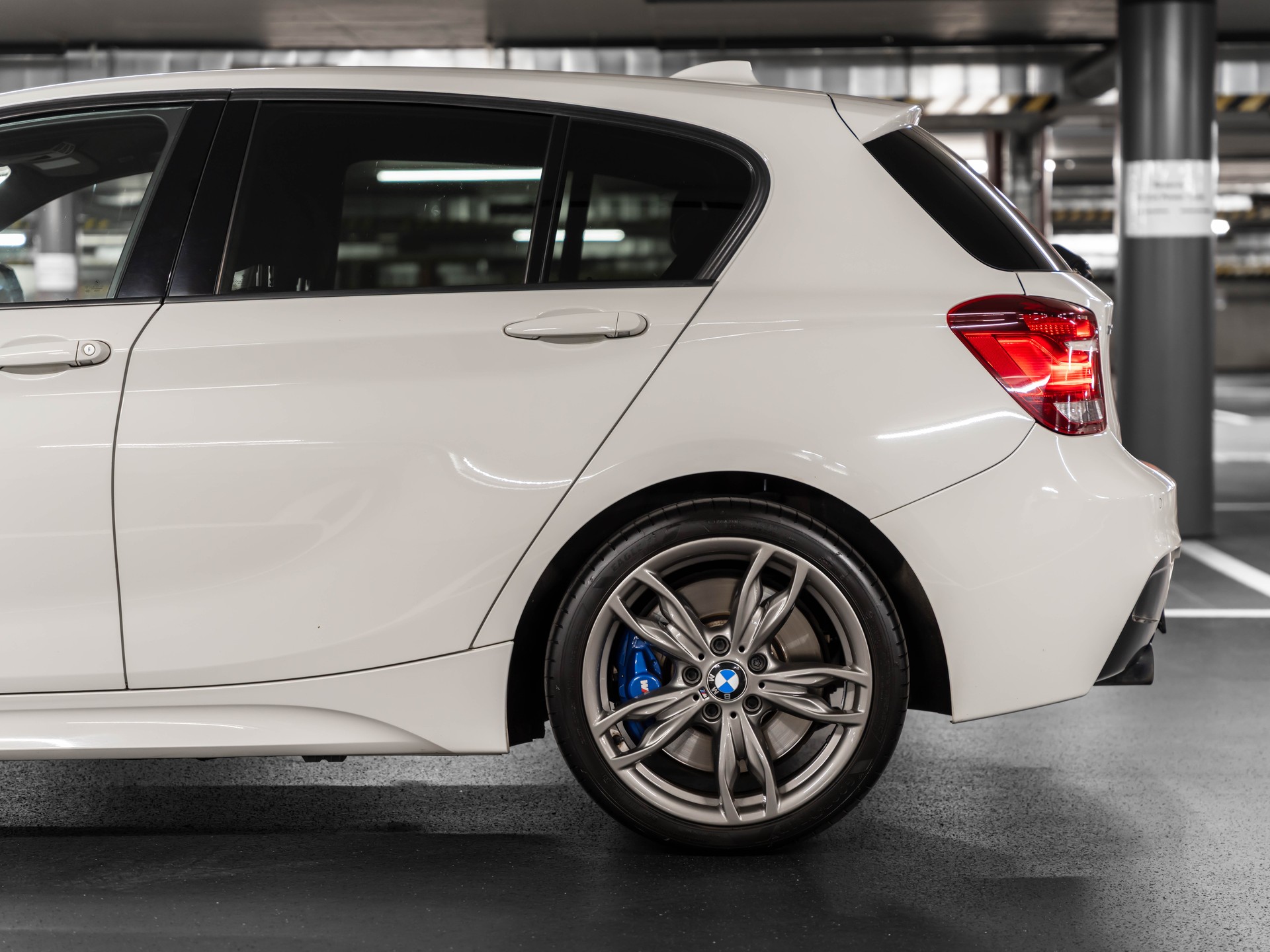 BMW M135i xDrive Steptronic-image-3