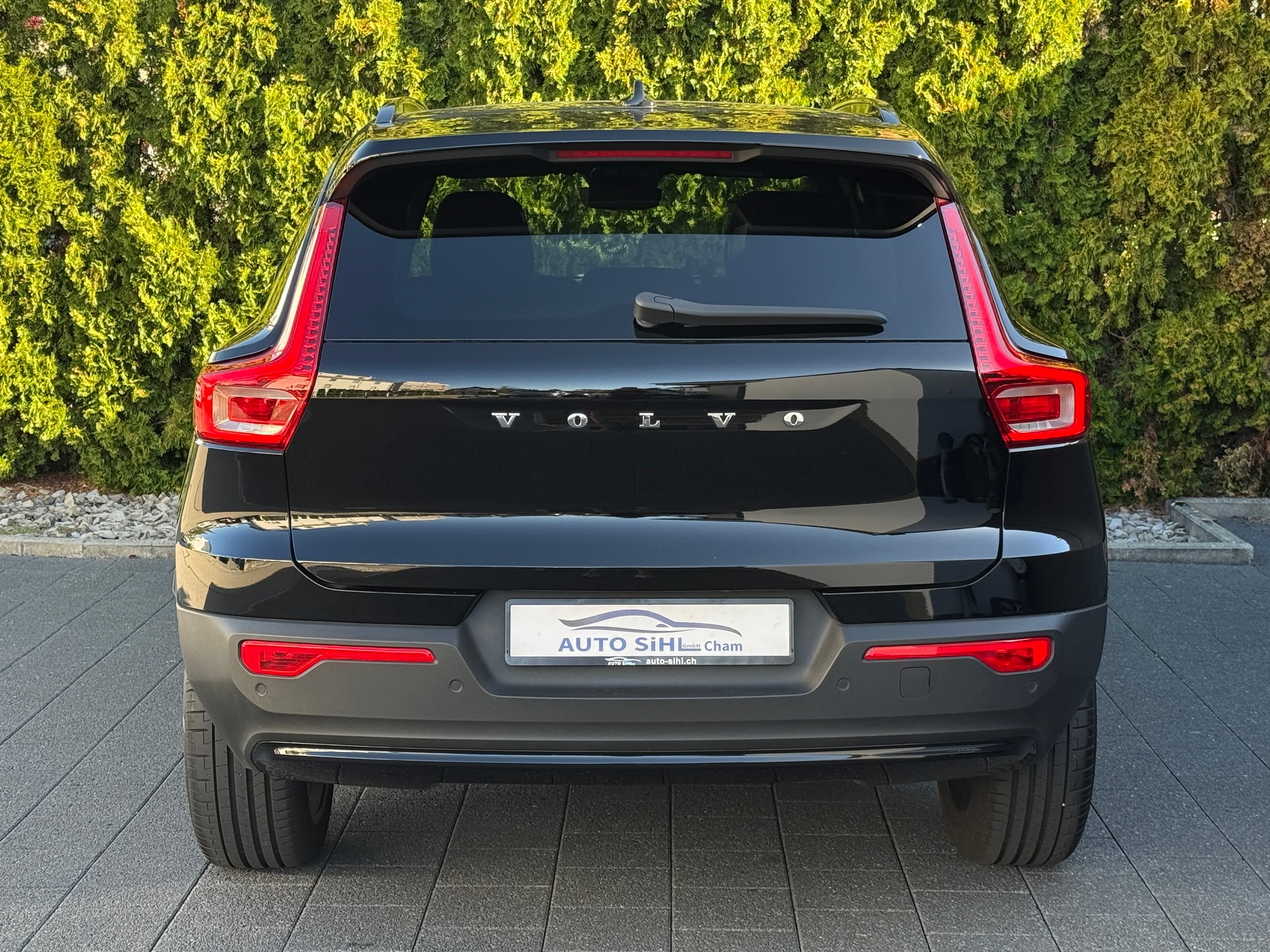 VOLVO XC40 B4 Benzin Mild Hybrid AWD Ultim. Dark / 1. Hand-image-13