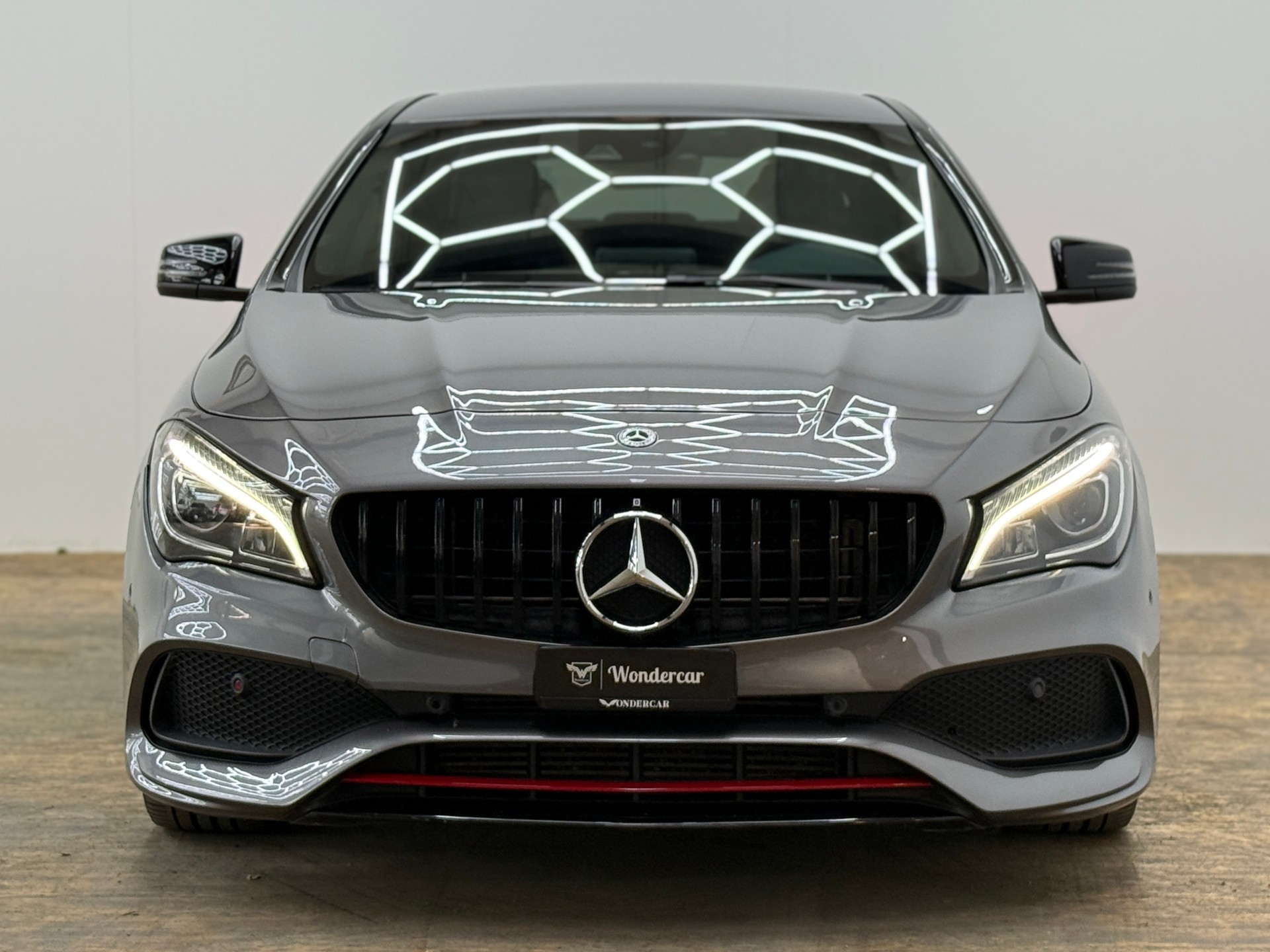 MERCEDES-BENZ CLA 250 AMG Line Sport 4Matic 7G-DCT-image-2
