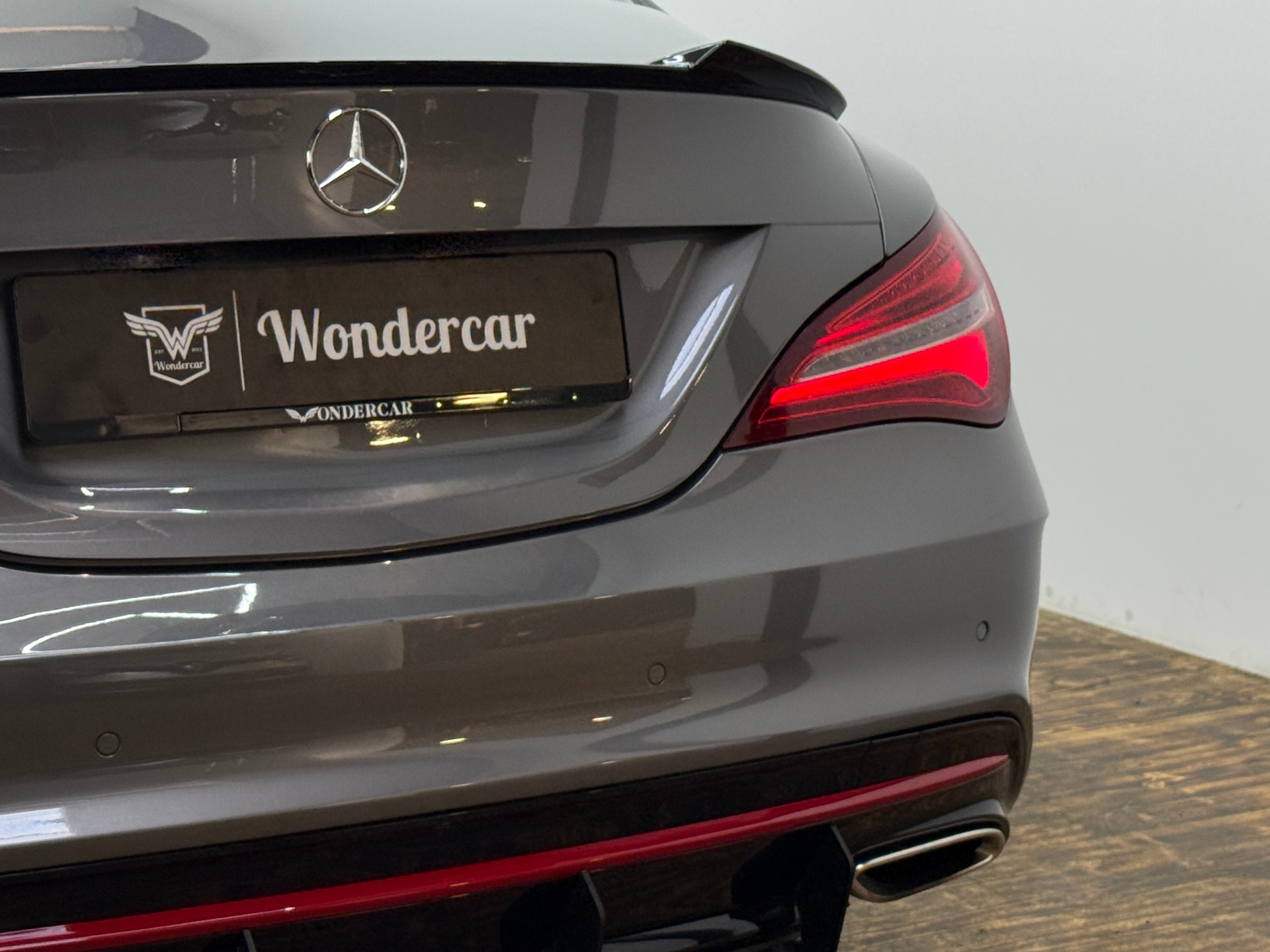 MERCEDES-BENZ CLA 250 AMG Line Sport 4Matic 7G-DCT-image-12