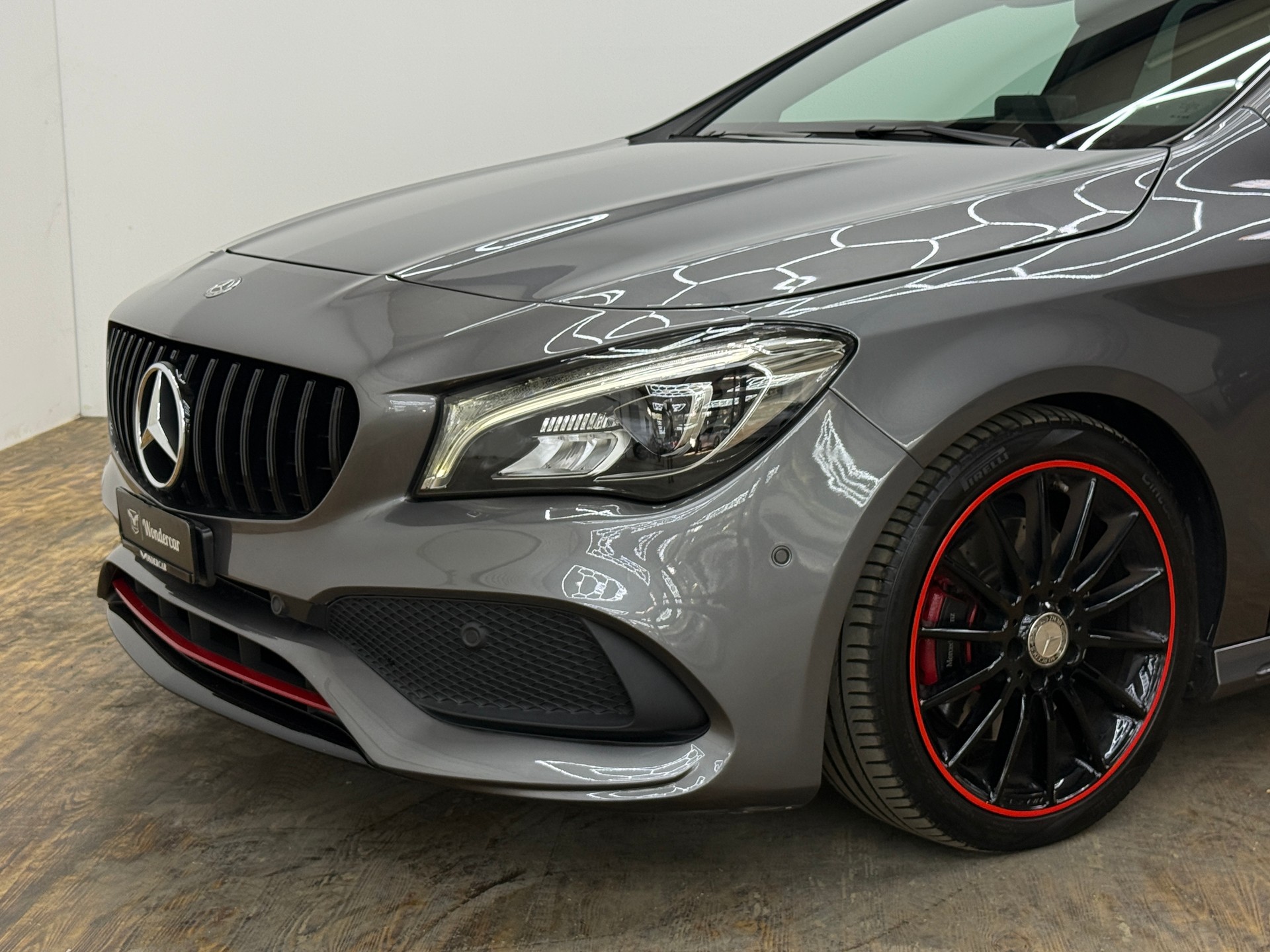 MERCEDES-BENZ CLA 250 AMG Line Sport 4Matic 7G-DCT-image-4