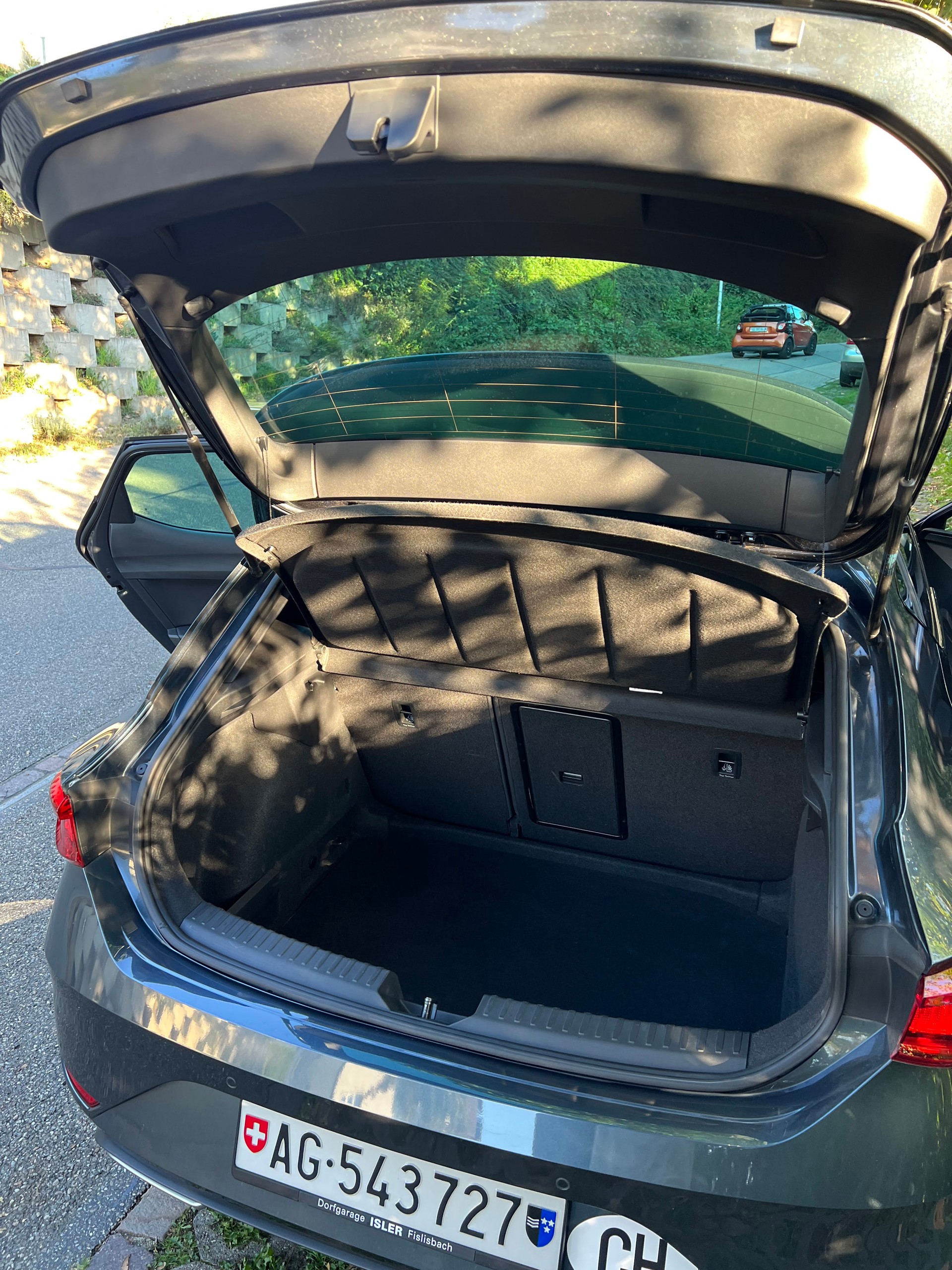 SEAT 1.5 eTSI 150 Hola FR DSG-image-4