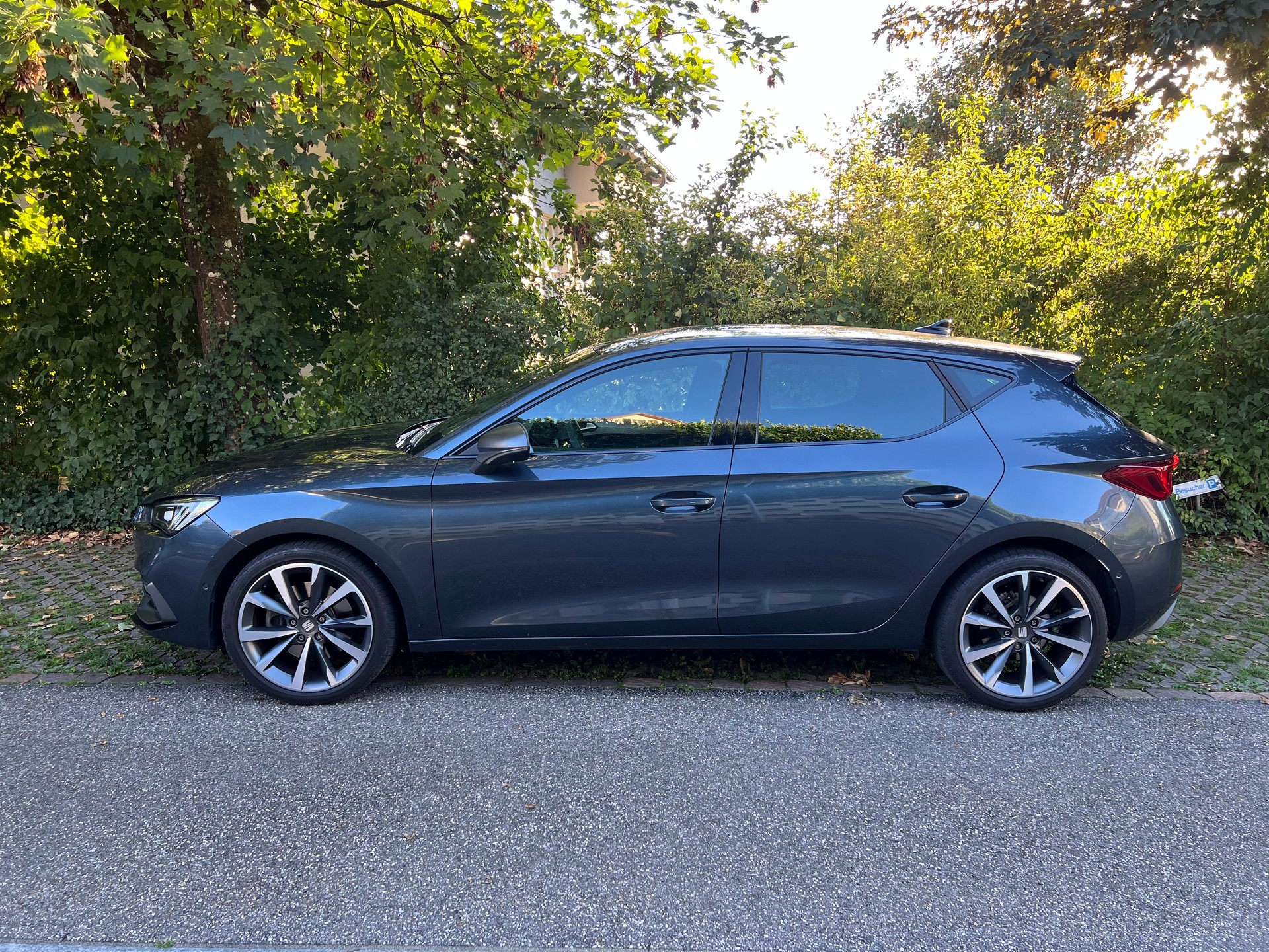 SEAT 1.5 eTSI 150 Hola FR DSG-image-3