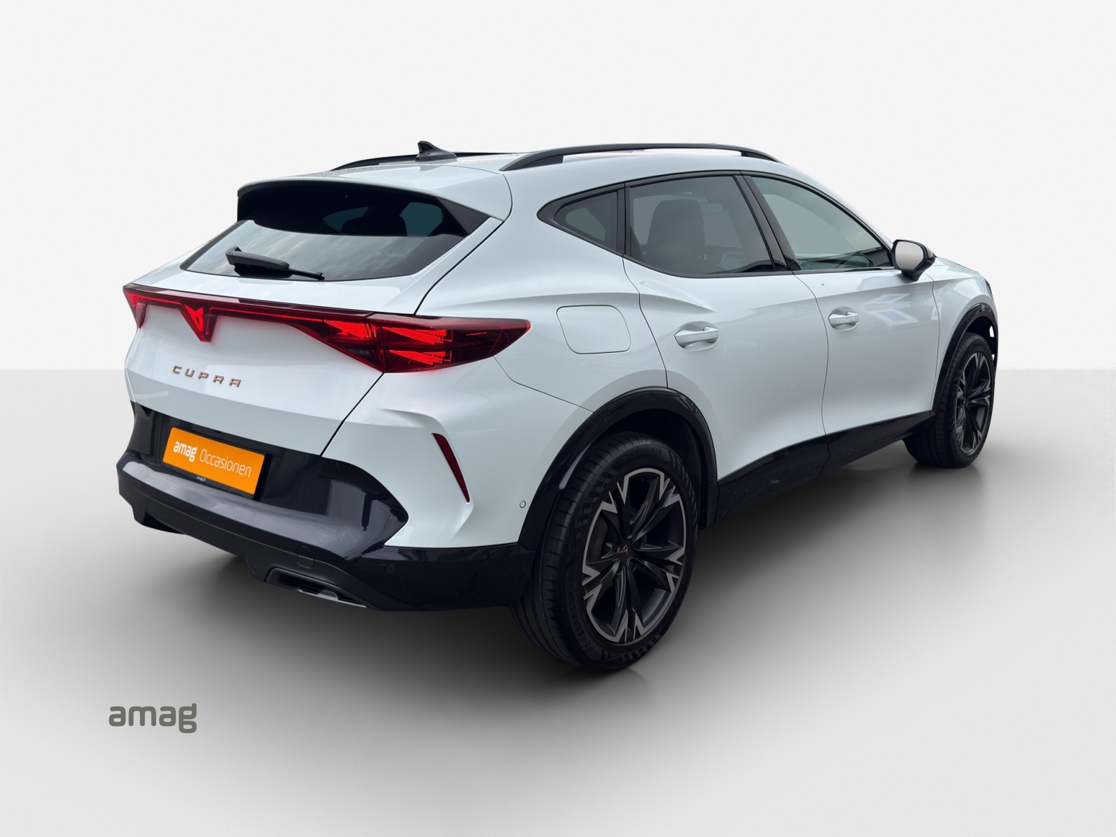 CUPRA Formentor 1.5 e-HYBRID pHEV DSG-image-4