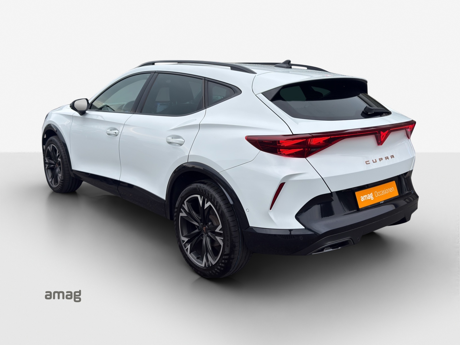 CUPRA Formentor 1.5 e-HYBRID pHEV DSG-image-2