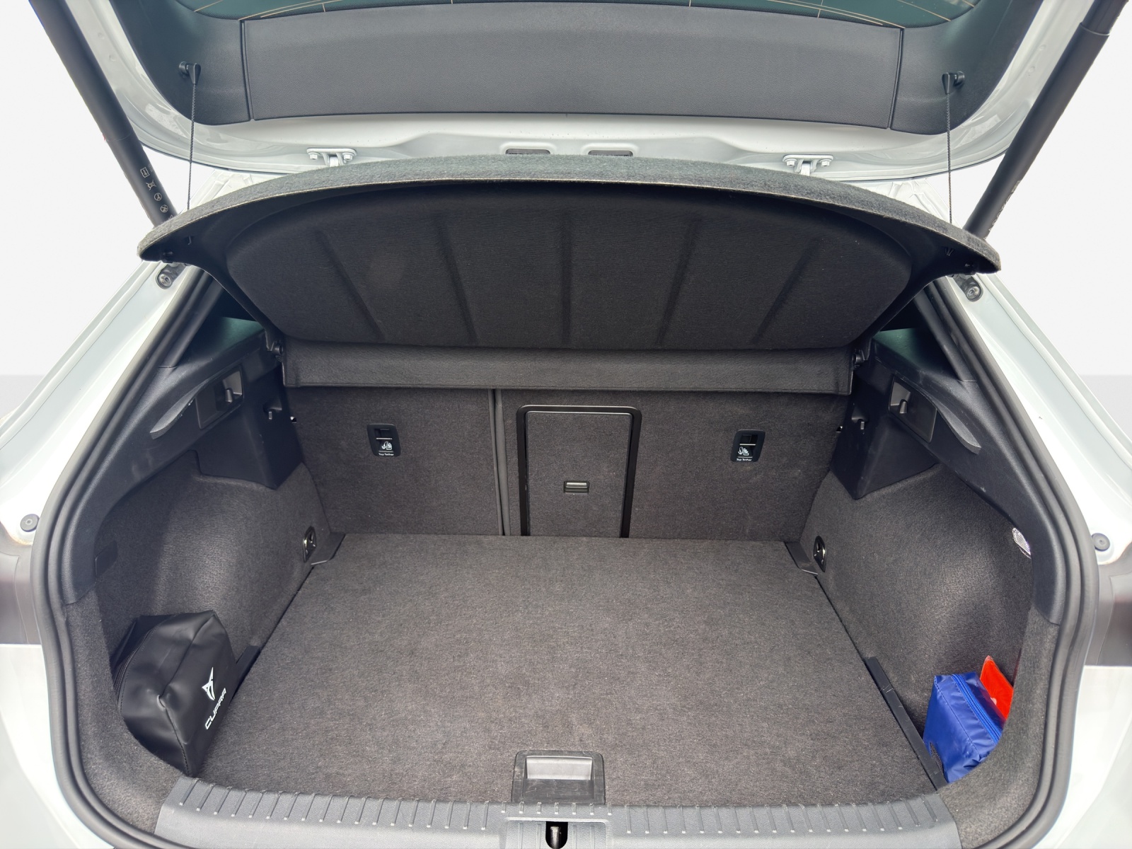 CUPRA Formentor 1.5 TSI DSG-image-12