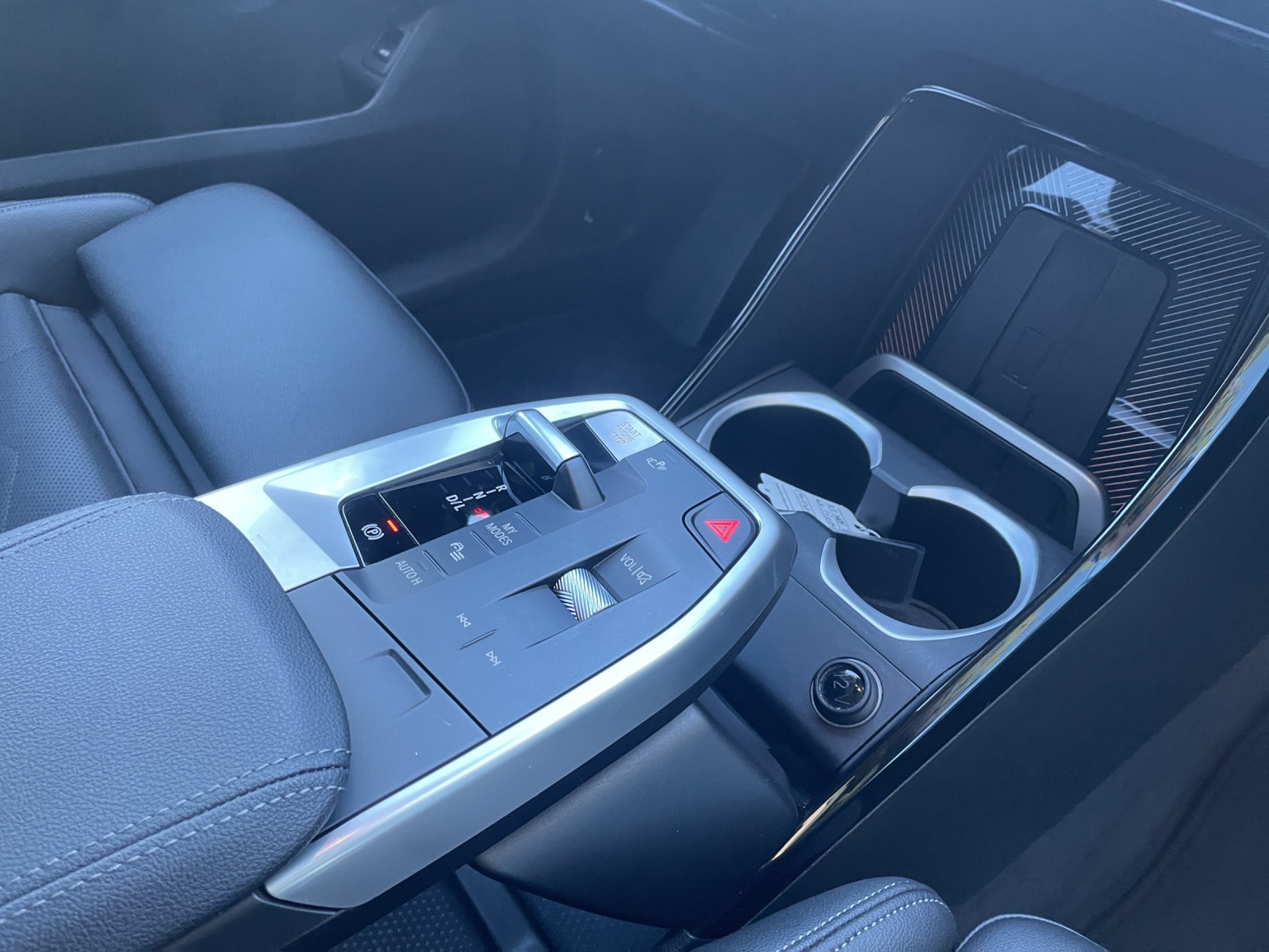 BMW X1 xDrive 23d 48V xLine-image-15