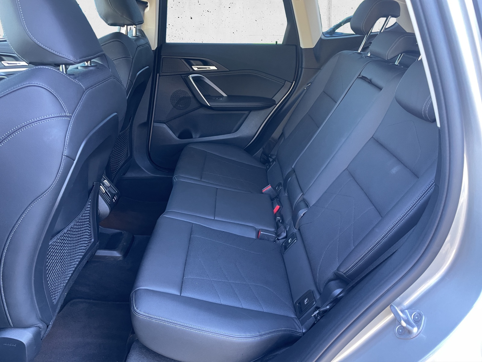 BMW X1 xDrive 23d 48V xLine-image-13