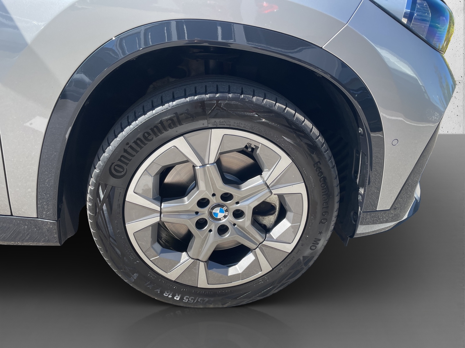 BMW X1 xDrive 23d 48V xLine-image-8