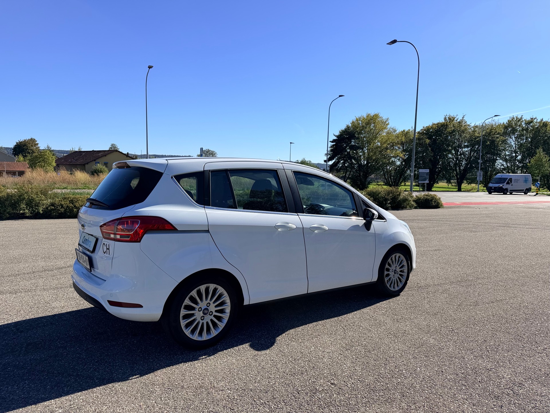 FORD B-Max 1.6 Ti-VCT TitaniumX PowerShift-image-9